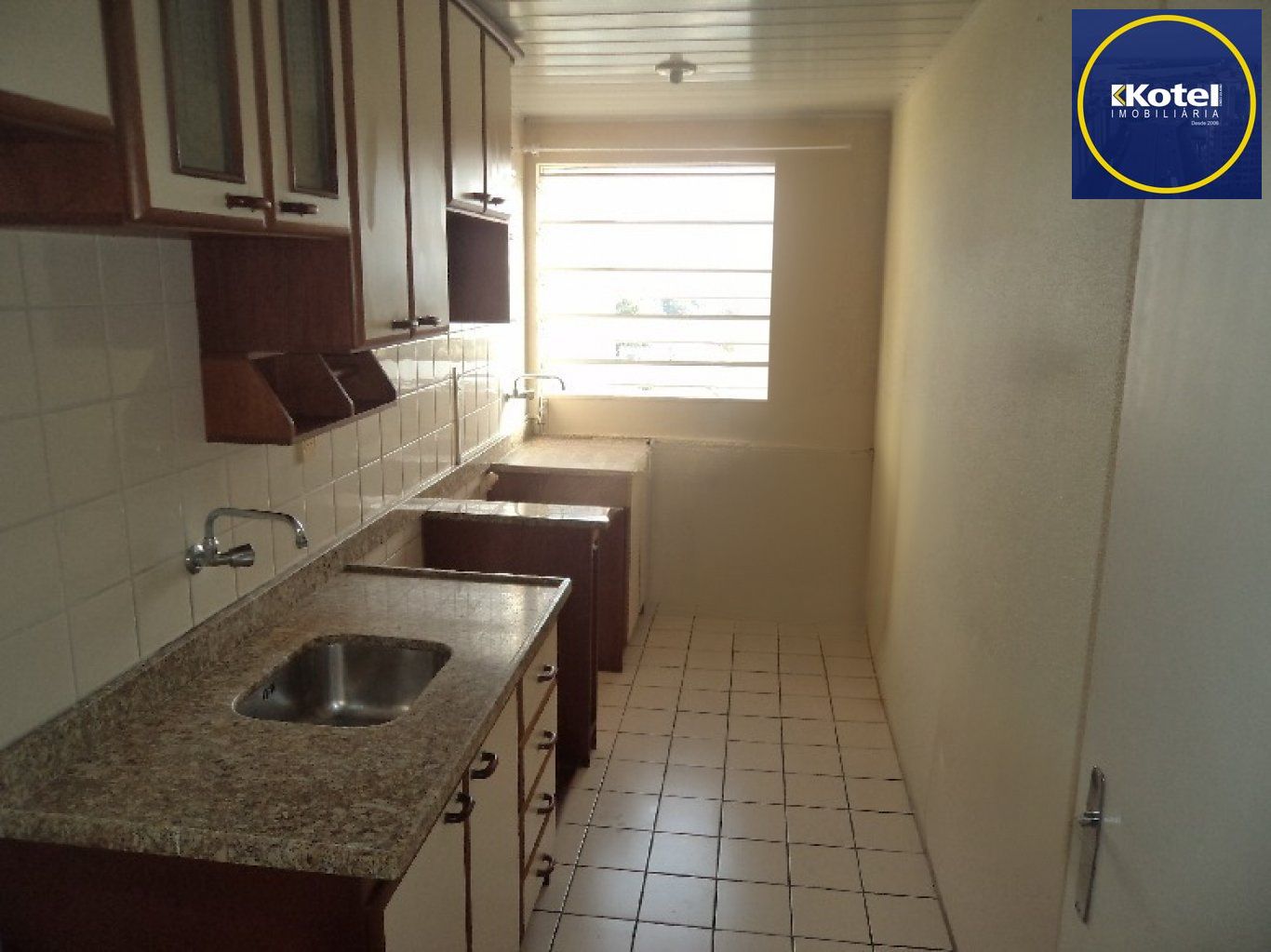 Apartamento com 2 dormitórios, 1 vaga e elevador no Bairro Ecoville/Sarandí