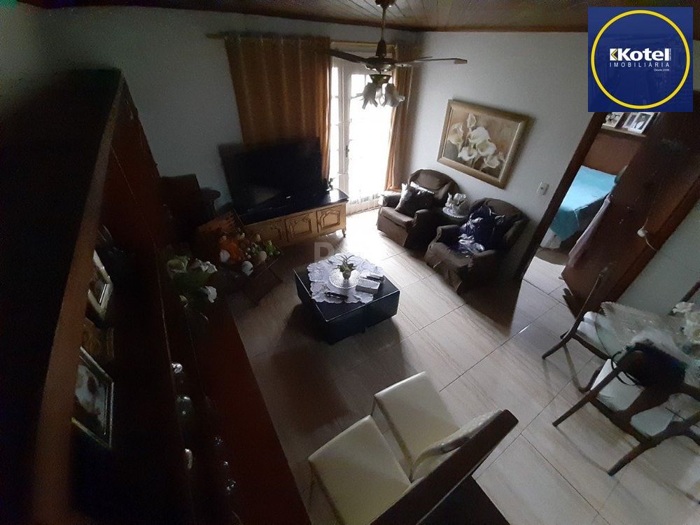 Casa com 3 quartos 230m² à venda no Jardim Planalto Porto Alegre