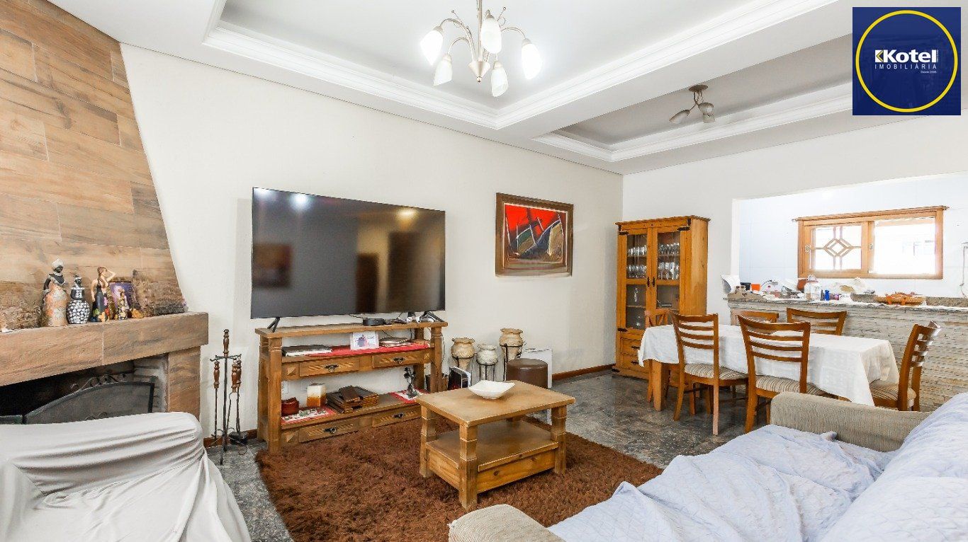 Casa em Condomínio com 4 quartos, 1 suíte e 300m² à venda em Ecoville.
