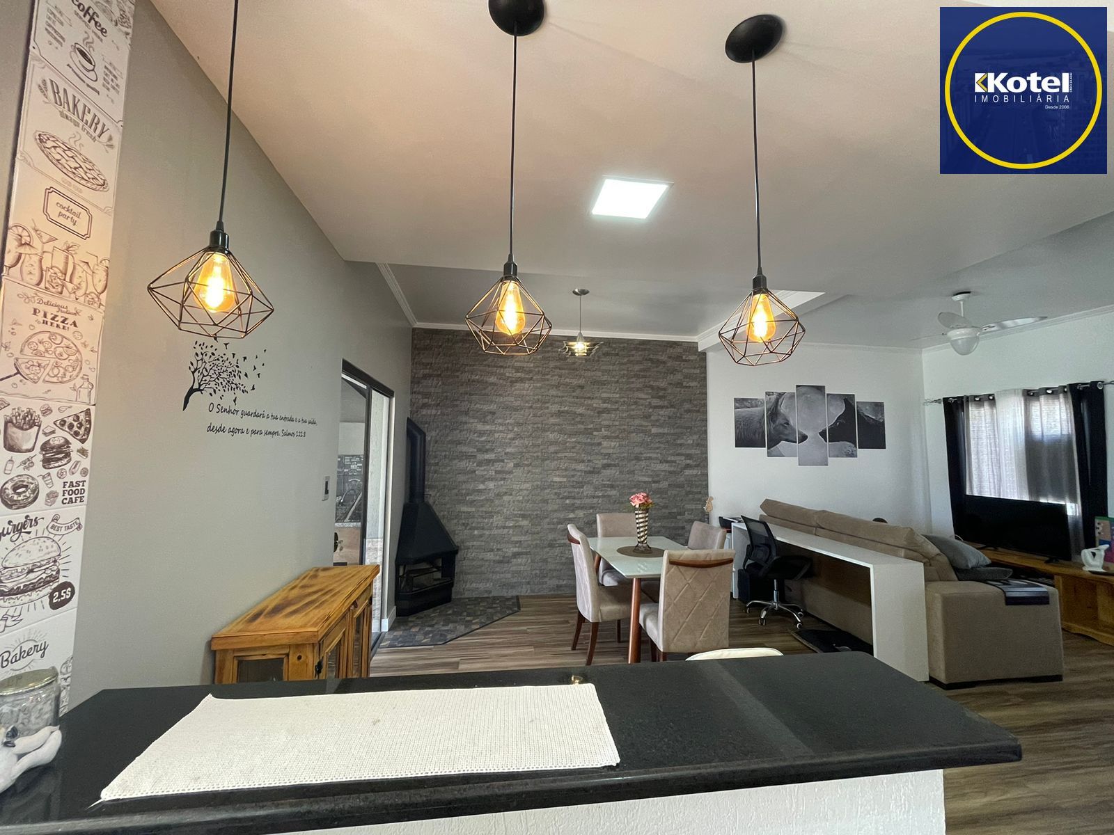 Casa 3 Quartos, com piscina e 2 vagas no Passo das Pedras