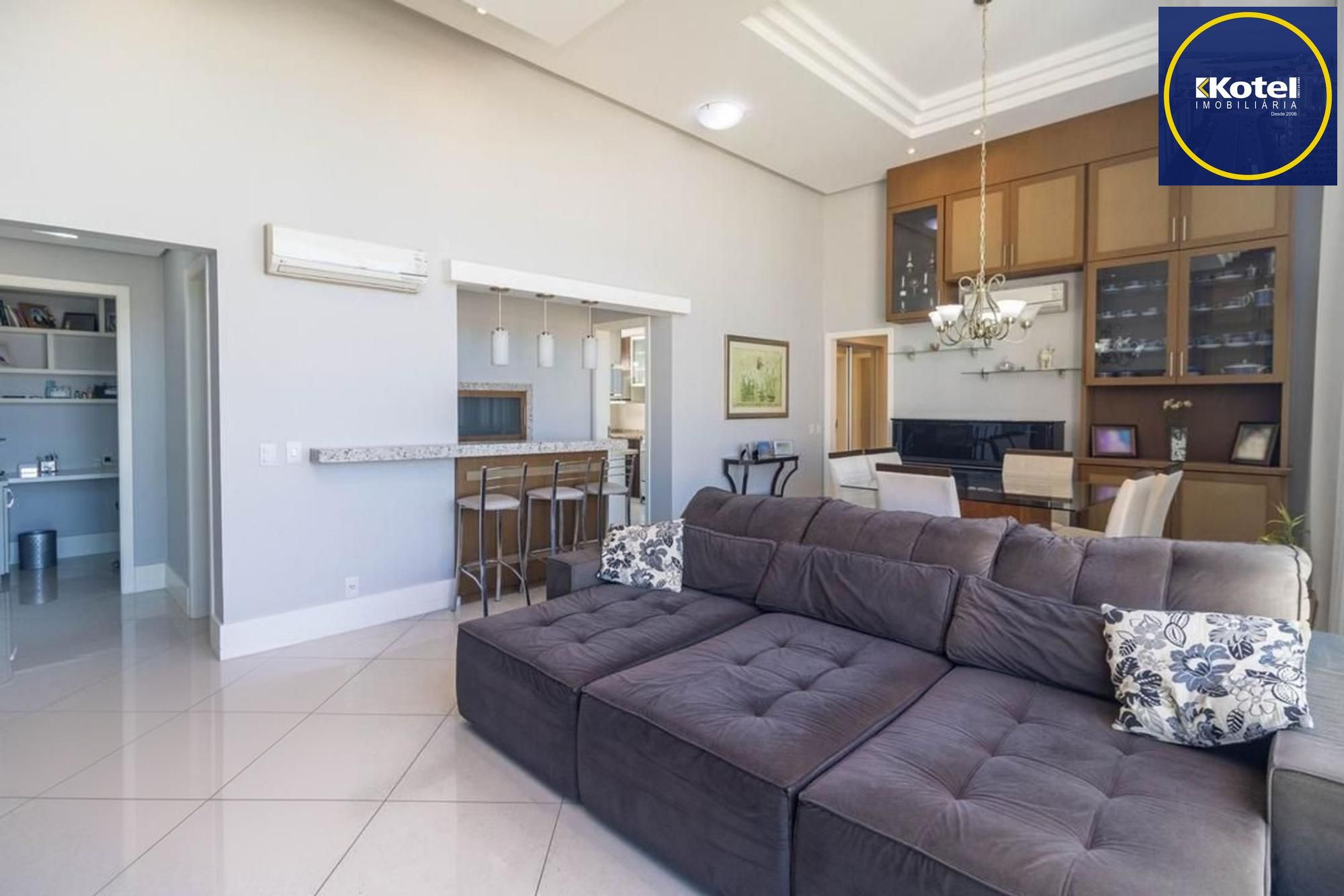 Apartamento 3 quartos, 3 suítes, elevador e 3 vagas bairro Passo da Areia.
