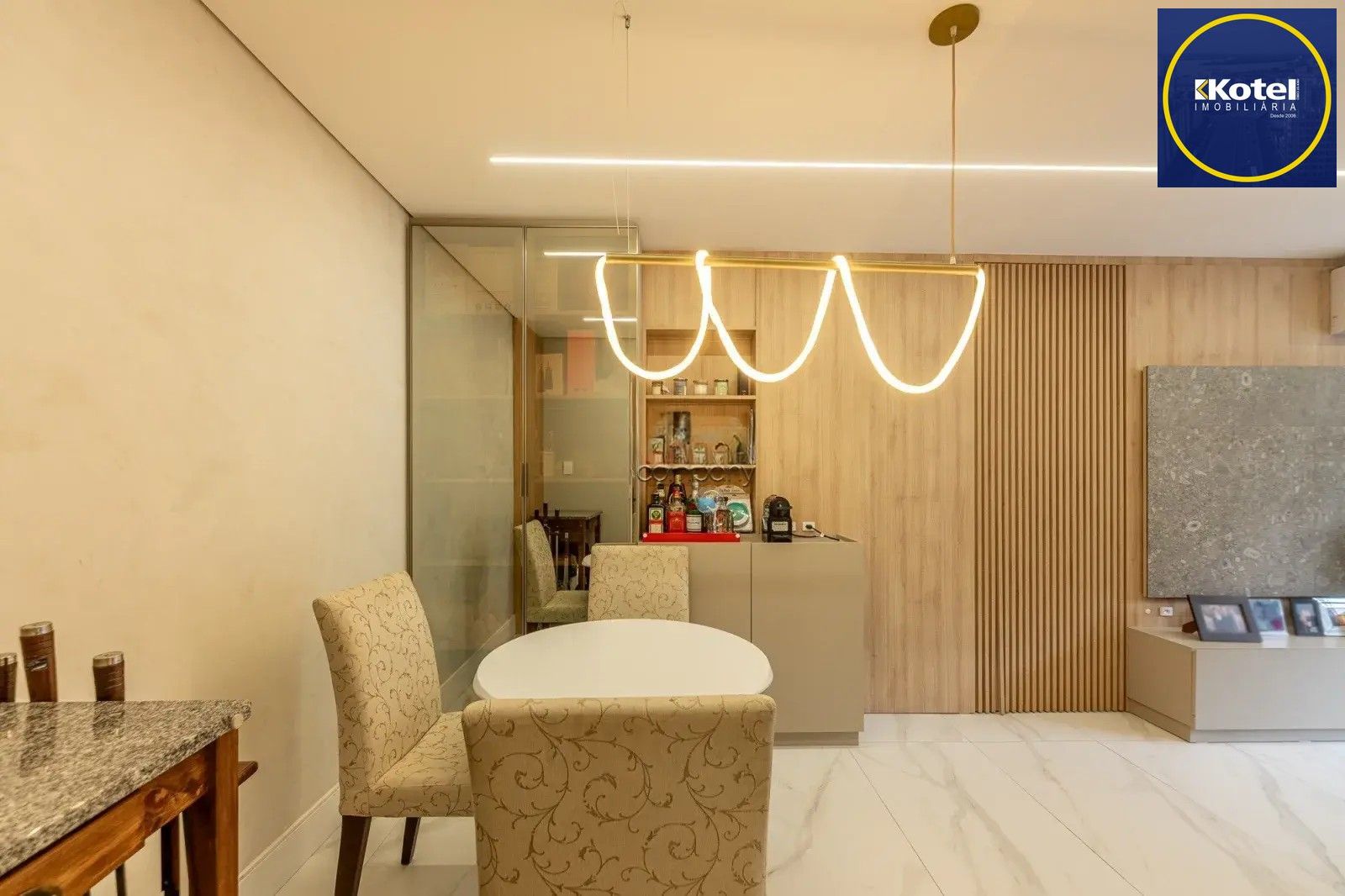 Grand Park Lindóia 81m² 3 dormitórios suíte e lavado com vaga dupla decorado