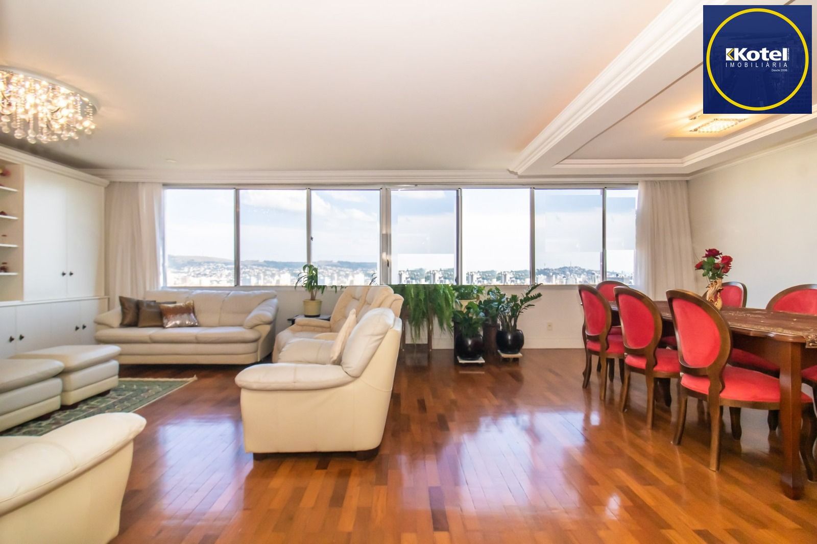 APARTAMENTO 4 DORMITÓRIOS C  1 SUITE  BAIRRO RIO BRANCO PORTO ALEGRE