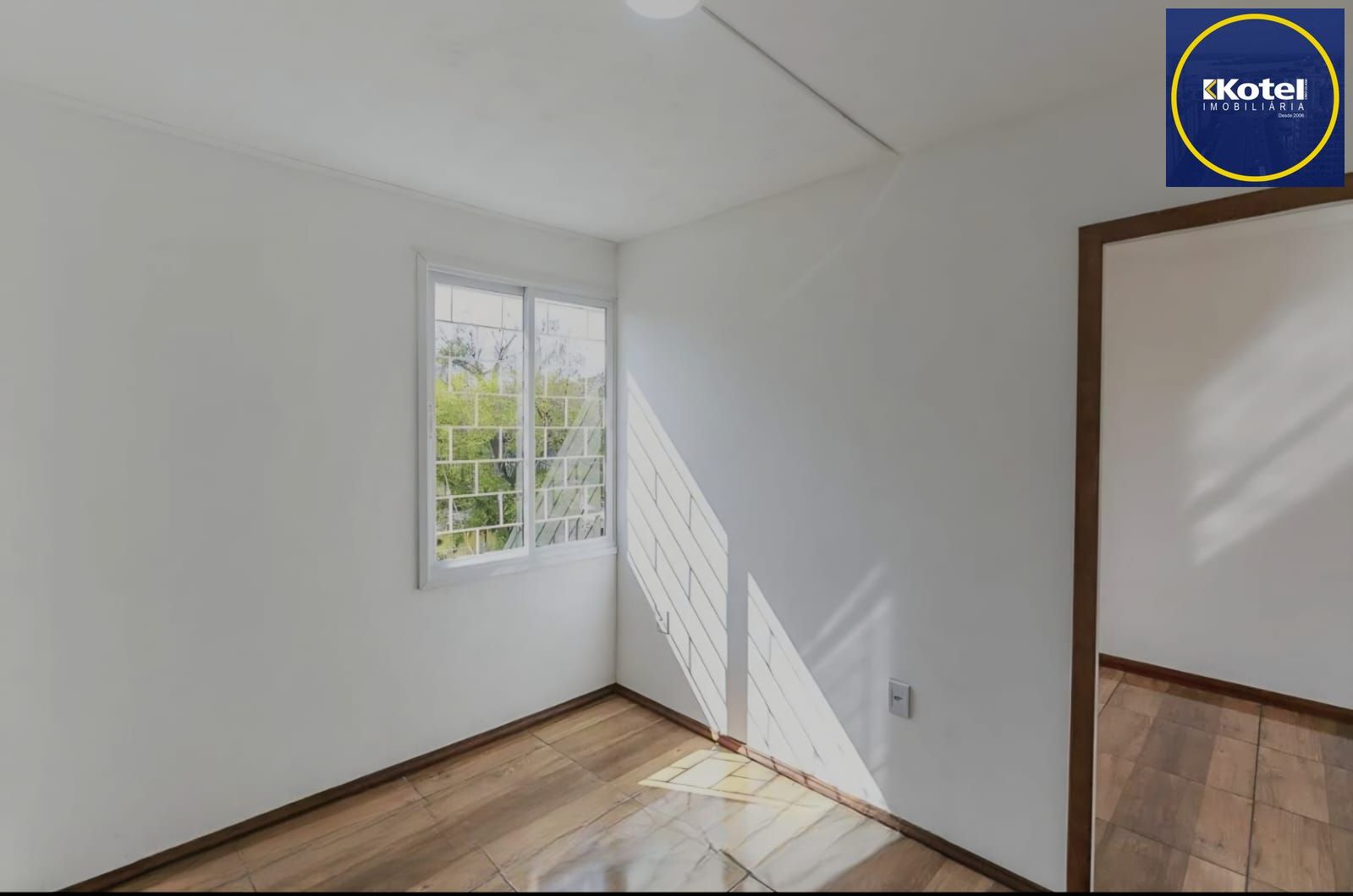 Edíficio Santa Rita - Apartamento a venda com 01 dormitório no bairro Partenon