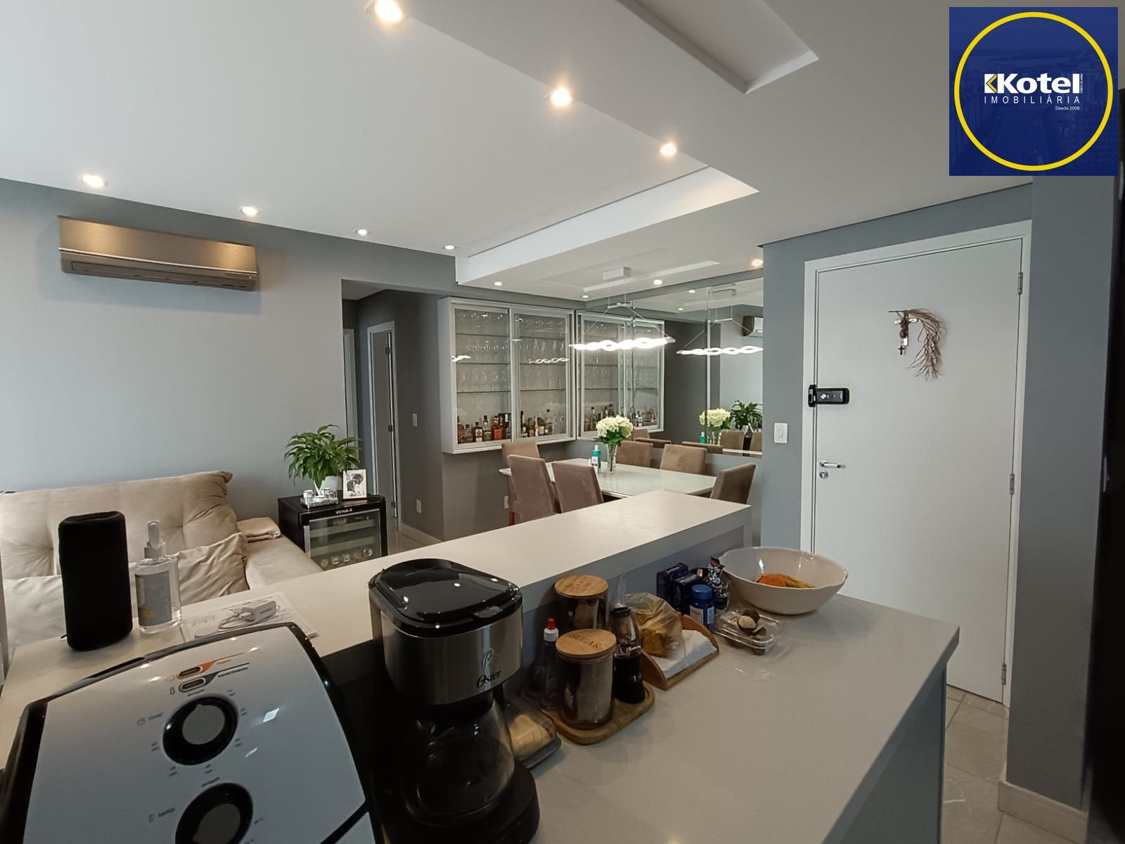 Apartamento 2 Dormitórios com Suíte e Móveis Planejados no Cristo Redentor