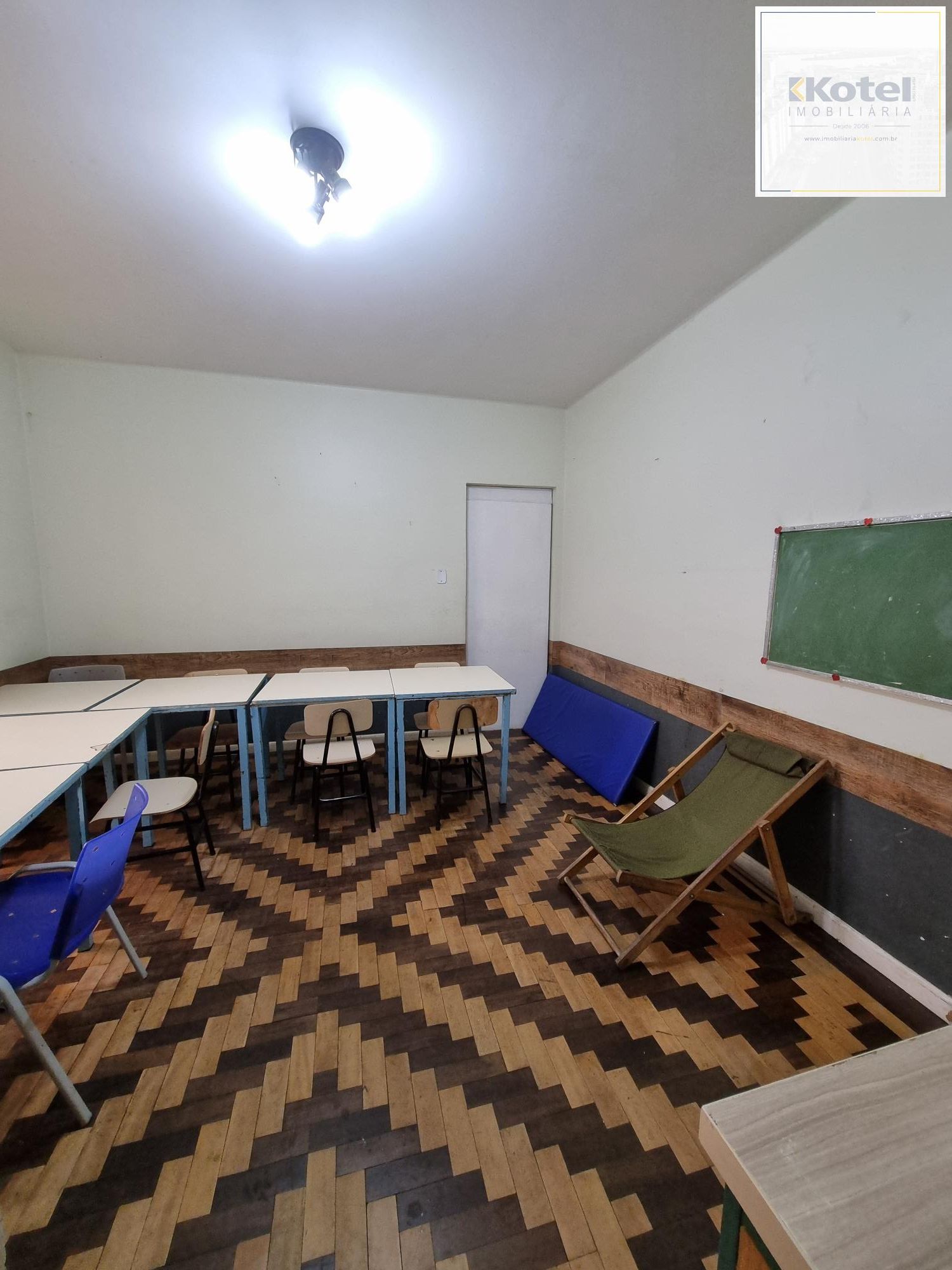 Casa Comercial 5 quartos à venda, 66m², Menino Deus - Porto Alegre
