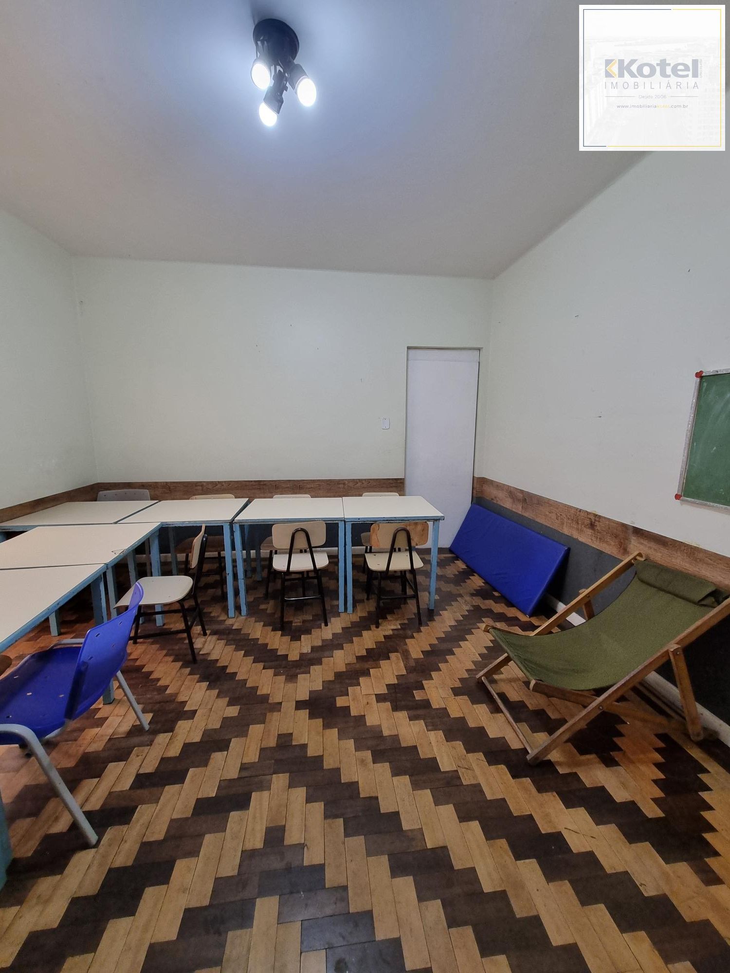 Casa Comercial 5 quartos à venda, 66m², Menino Deus - Porto Alegre