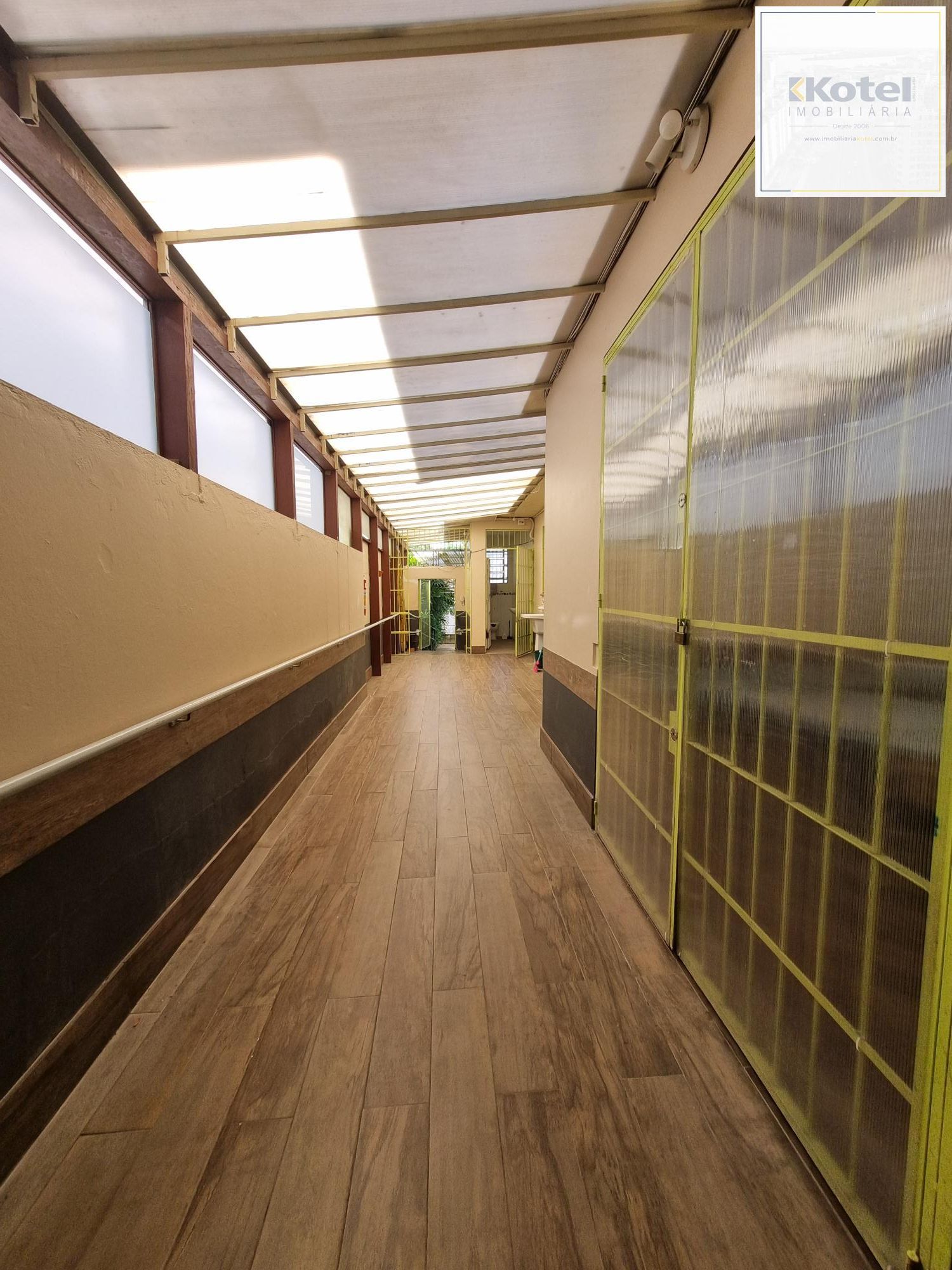 Casa Comercial 5 quartos à venda, 66m², Menino Deus - Porto Alegre