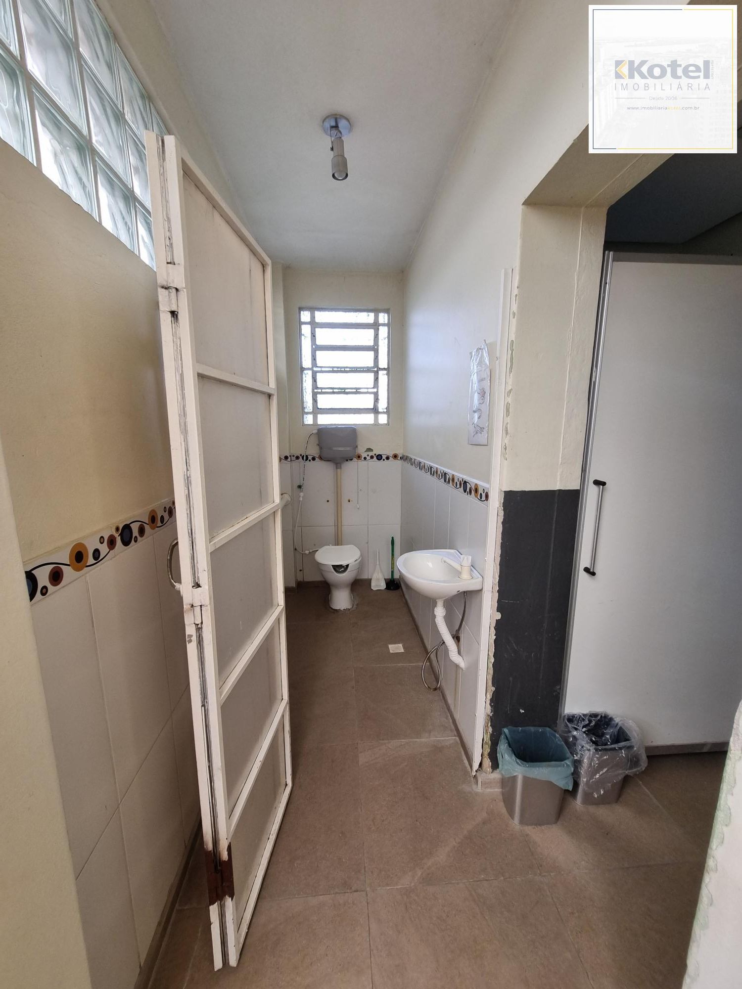 Casa Comercial 5 quartos à venda, 66m², Menino Deus - Porto Alegre