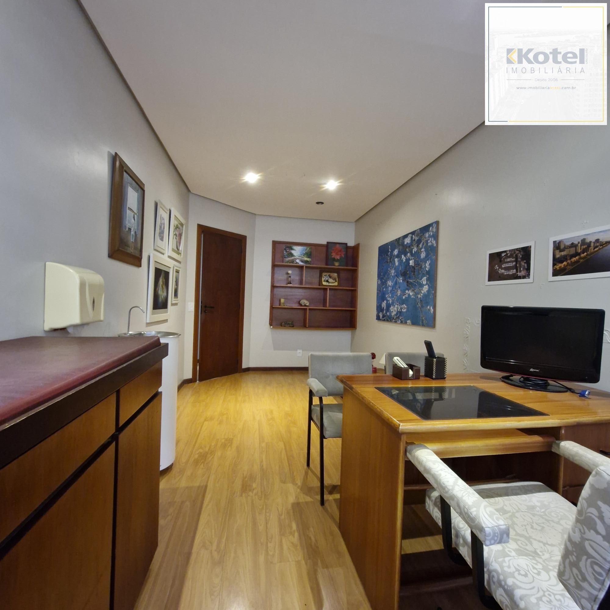 Excelente sala comercial na Rua Cel. Bordini, Auxiliadora, Porto Alegre.