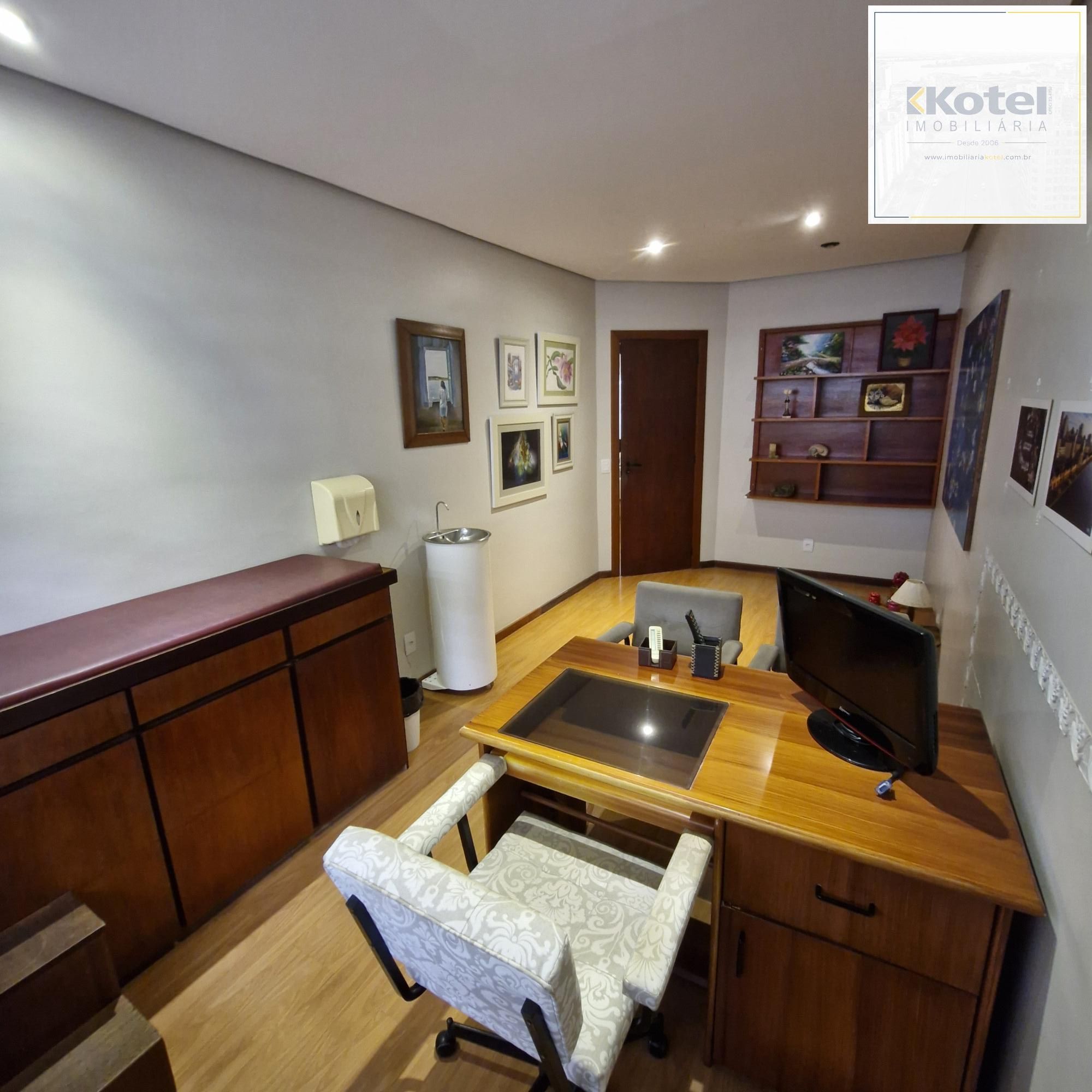 Excelente sala comercial na Rua Cel. Bordini, Auxiliadora, Porto Alegre.
