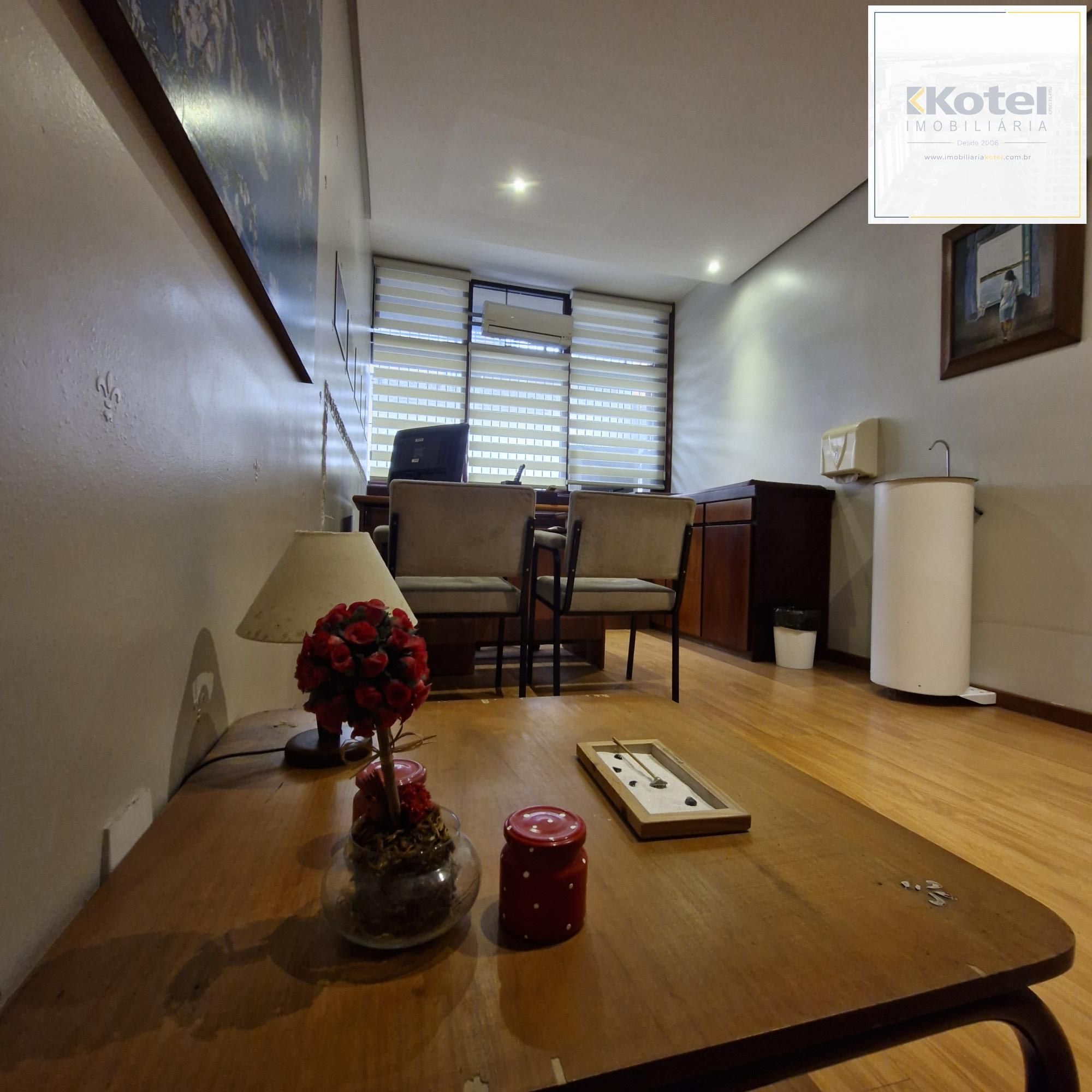 Excelente sala comercial na Rua Cel. Bordini, Auxiliadora, Porto Alegre.