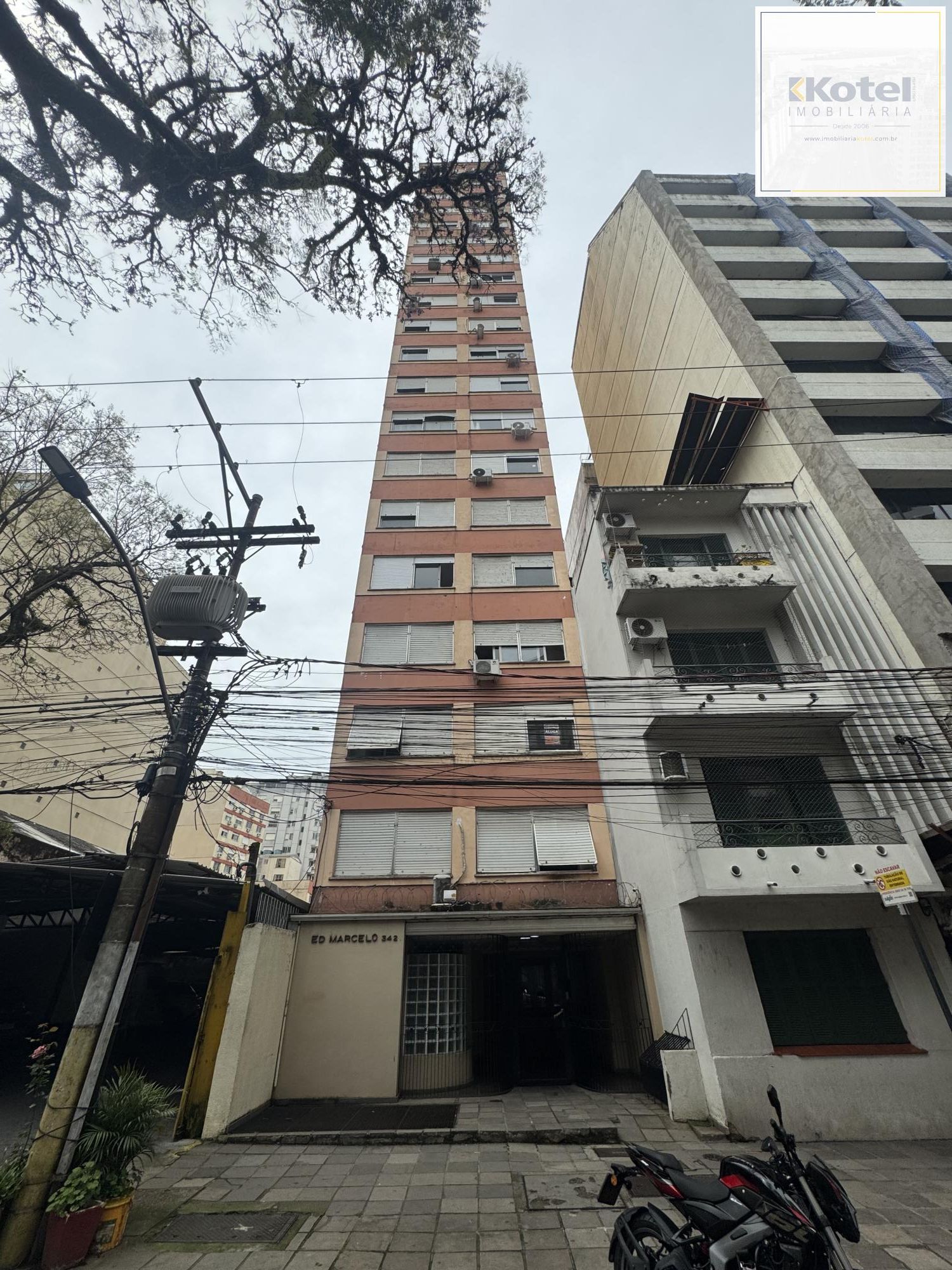 Studio Semimobiliado à Venda no Centro Histórico de Porto Alegre!