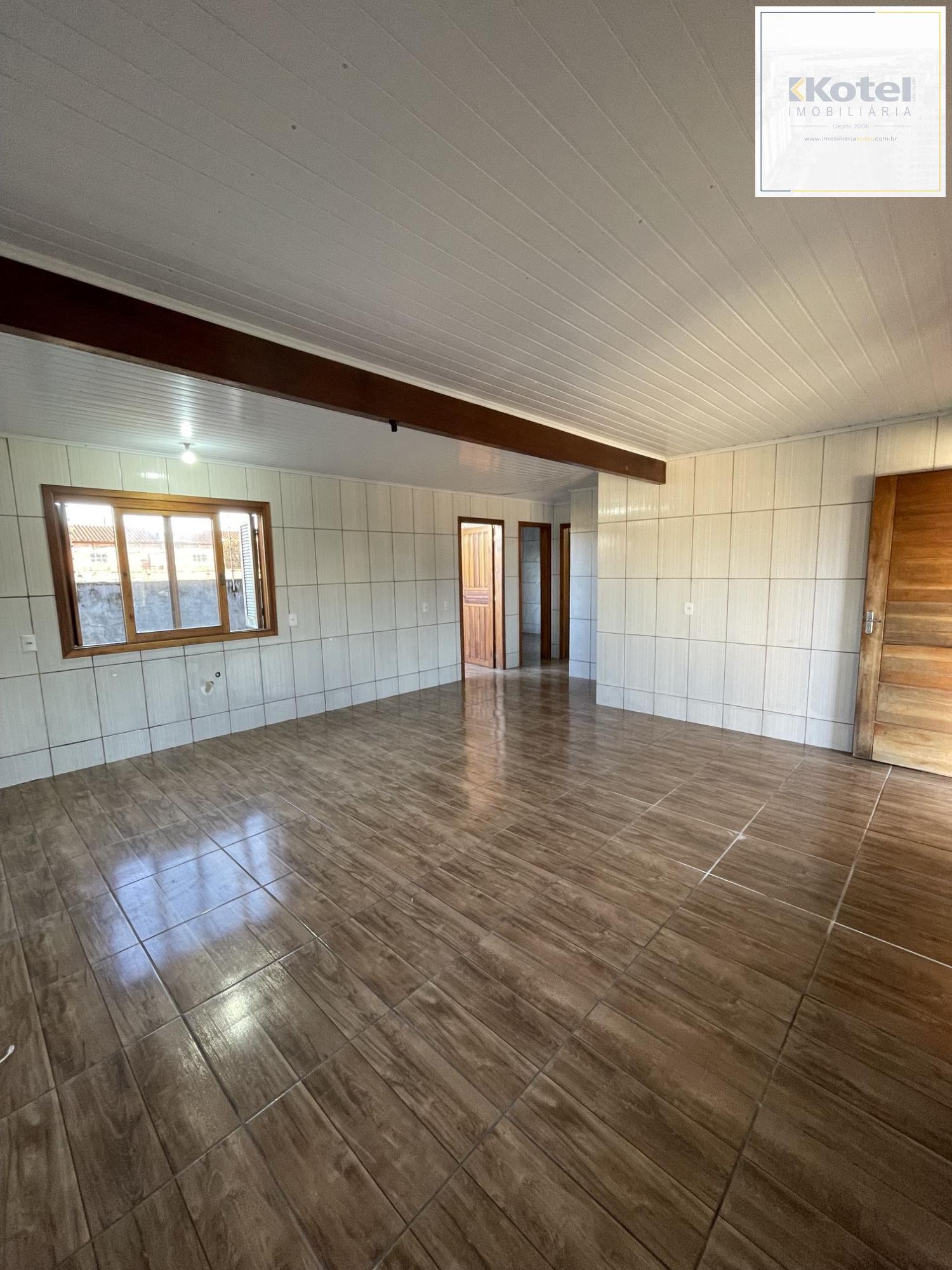 Excelente casa térrea com pátio e vaga para 2 carros!