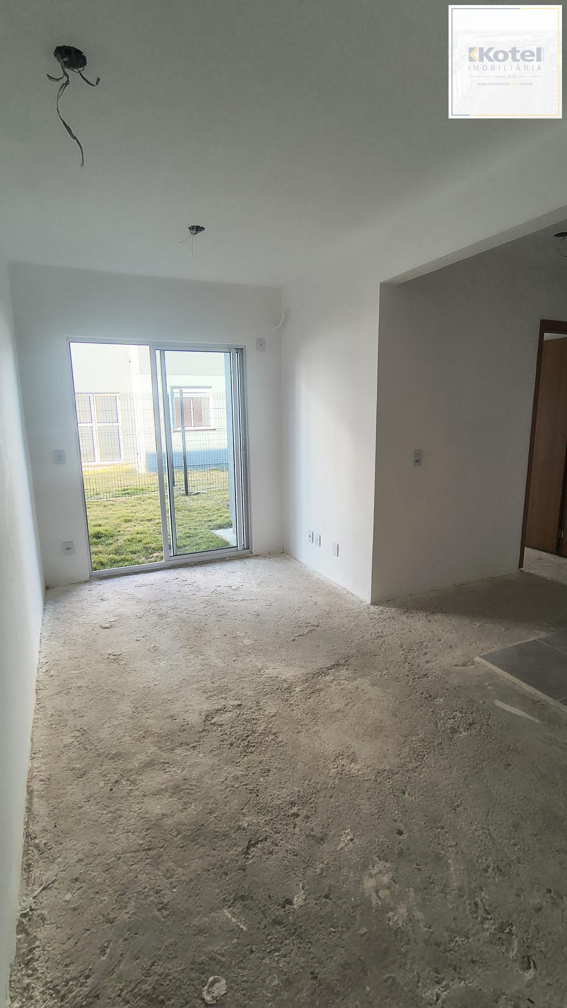 Ótimo apartamento Garden de 2 dormitórios no Bairro Guarujá