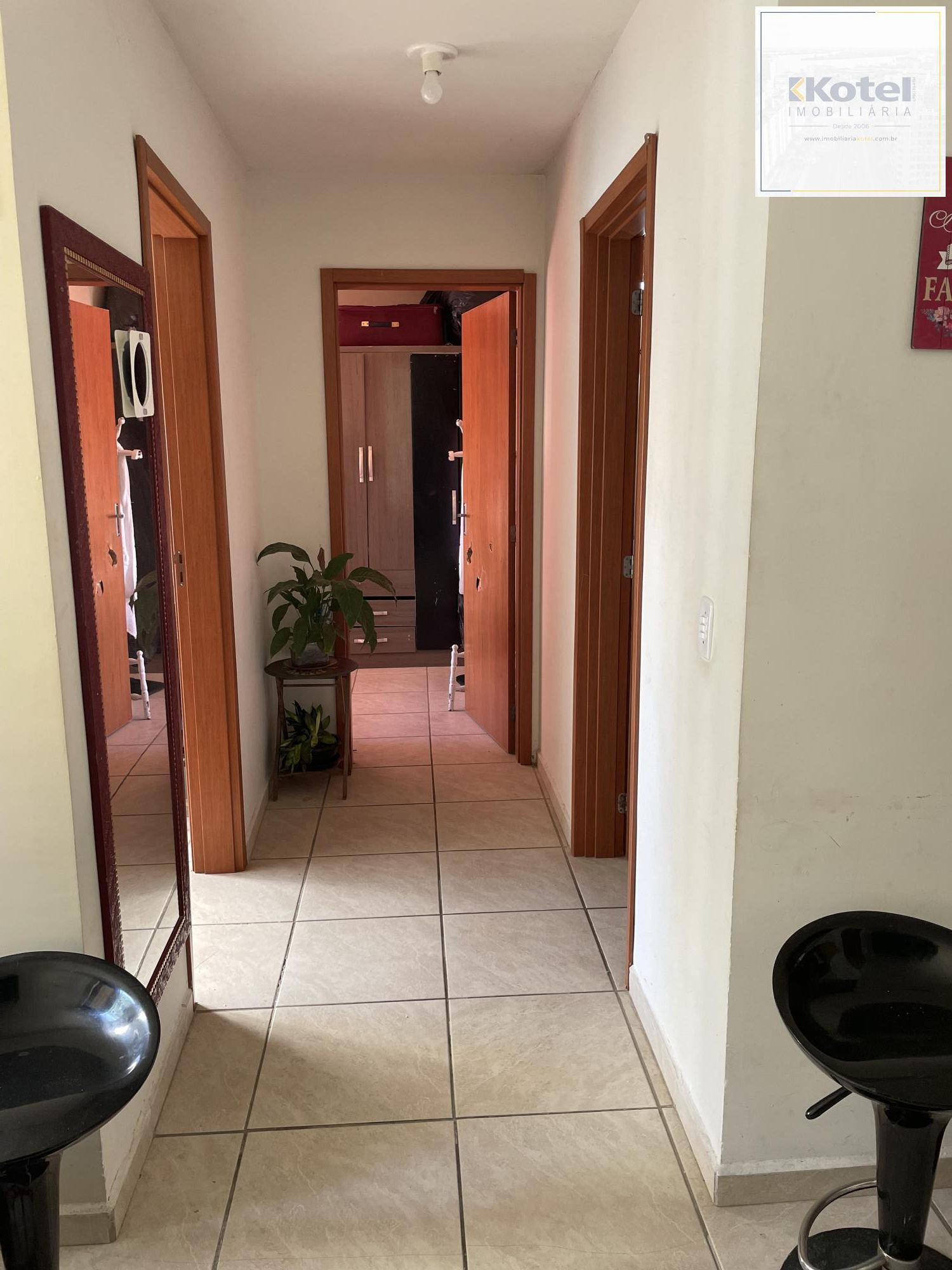 APARTAMENTO 2 QUARTOS BAIRRO CHAPÉU DO SOL