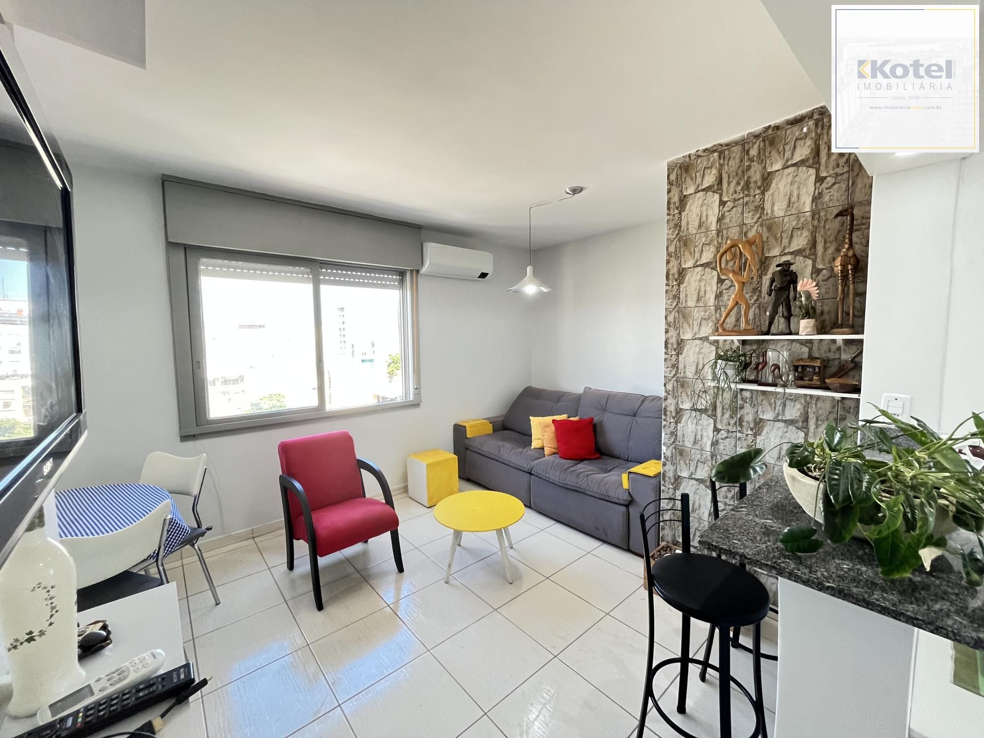 Apartamento de 2 quartos e 1 vaga de garagem no bairro Farroupilha em POA