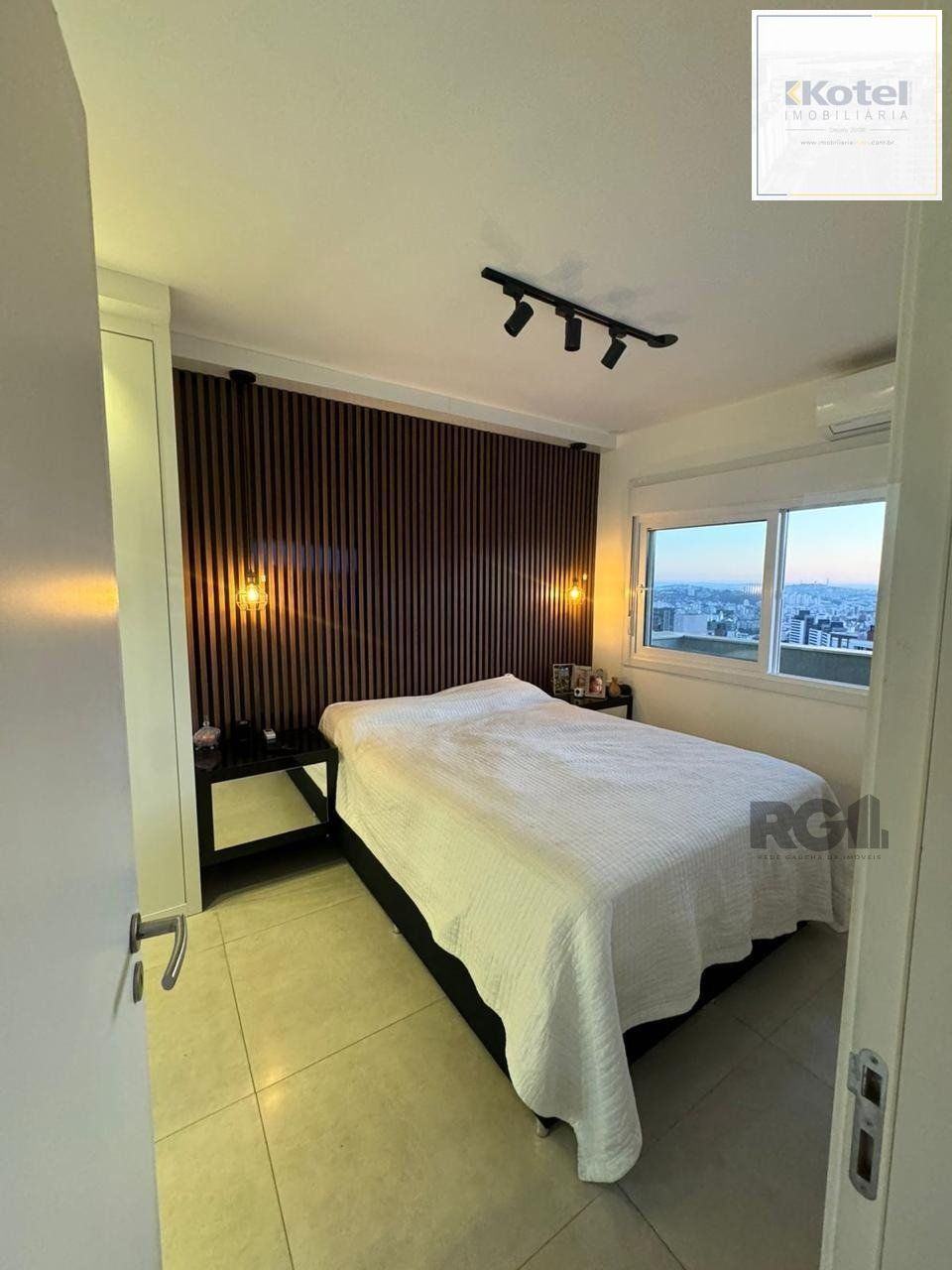 Apartamento 1 quartos à venda, 52m², Petrópolis - Porto Alegre — foto 2