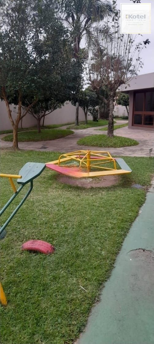 Apartamento de 2 quartos e 1 vaga de garagem escriturada no bairro Camaquã POA