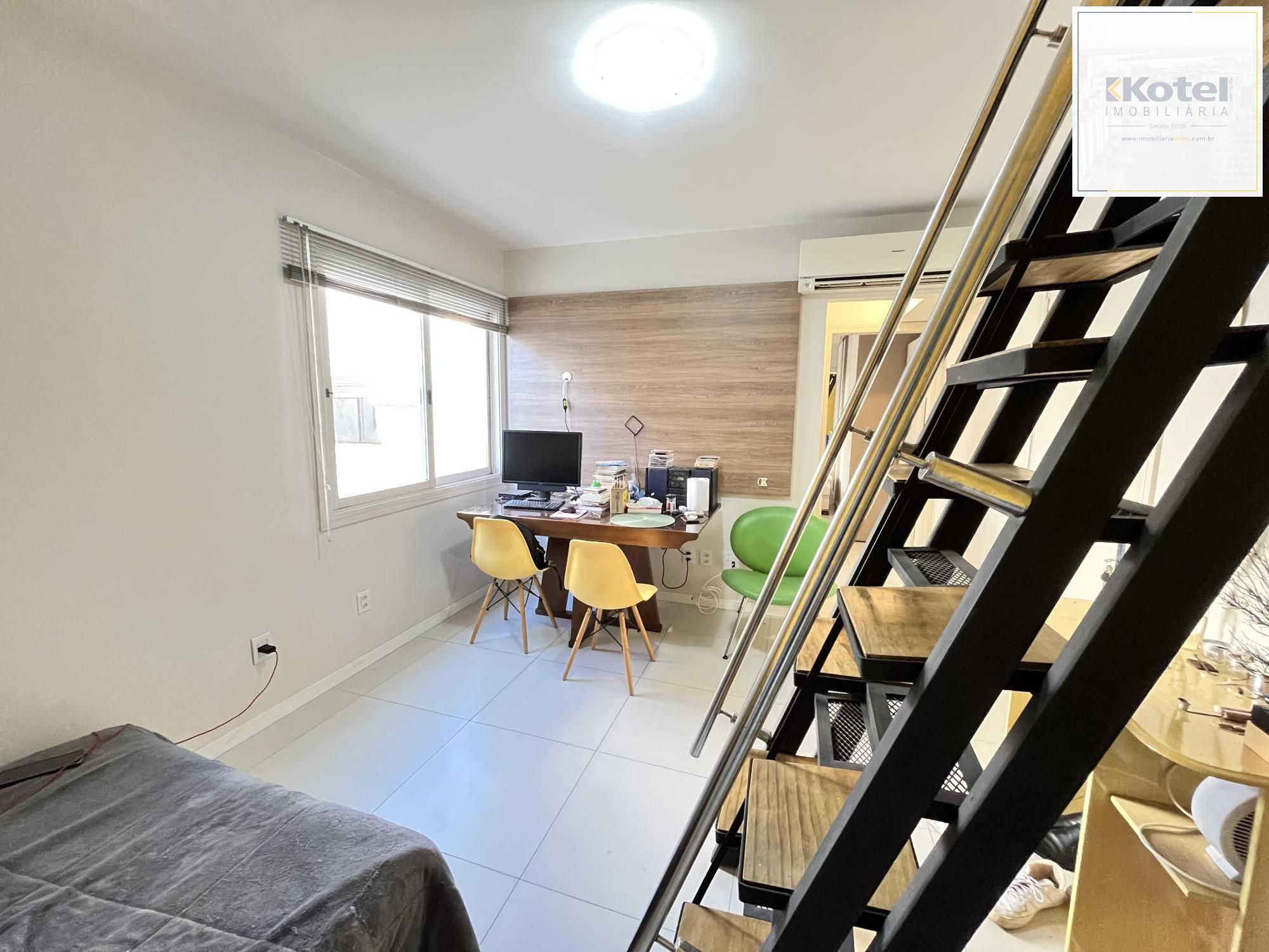 Apartamento de 2 quartos, suíte e 1 vaga de garagem no bairro Santana em POA/RS — foto 5