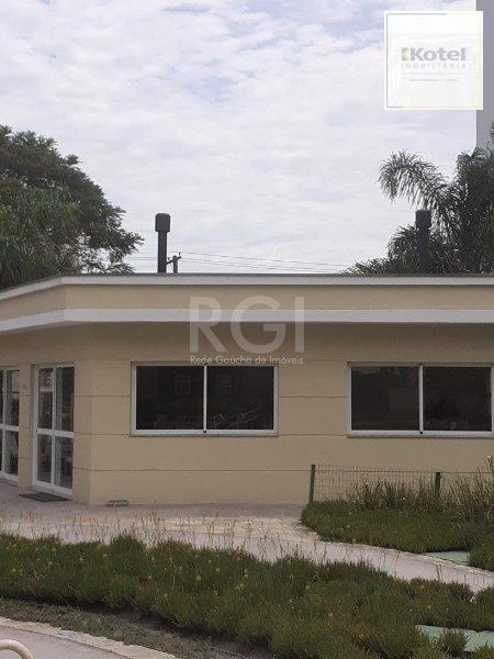 Apartamento 2 dormitórios e 1 vaga de garagem escriturada, no bairro Cristal — foto 5