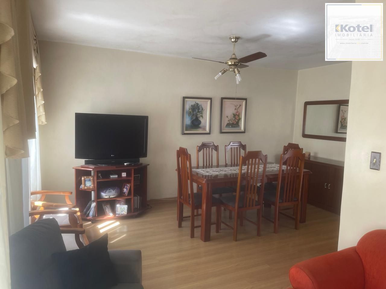 Apartamento de 3 quartos e 1 vaga garagem no bairro Rio Branco em Porto Alegre