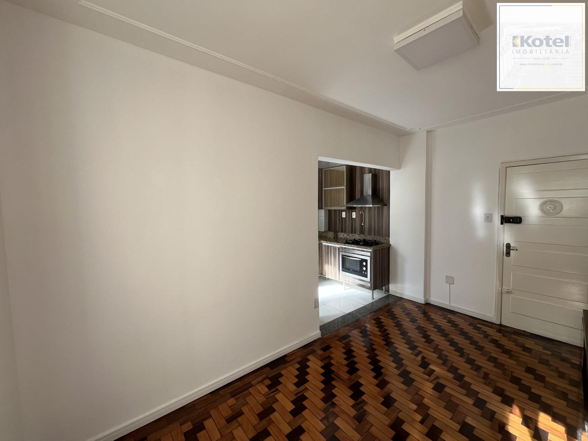 Reformado! Apartamento de 2 quartos no centro de Porto Alegre