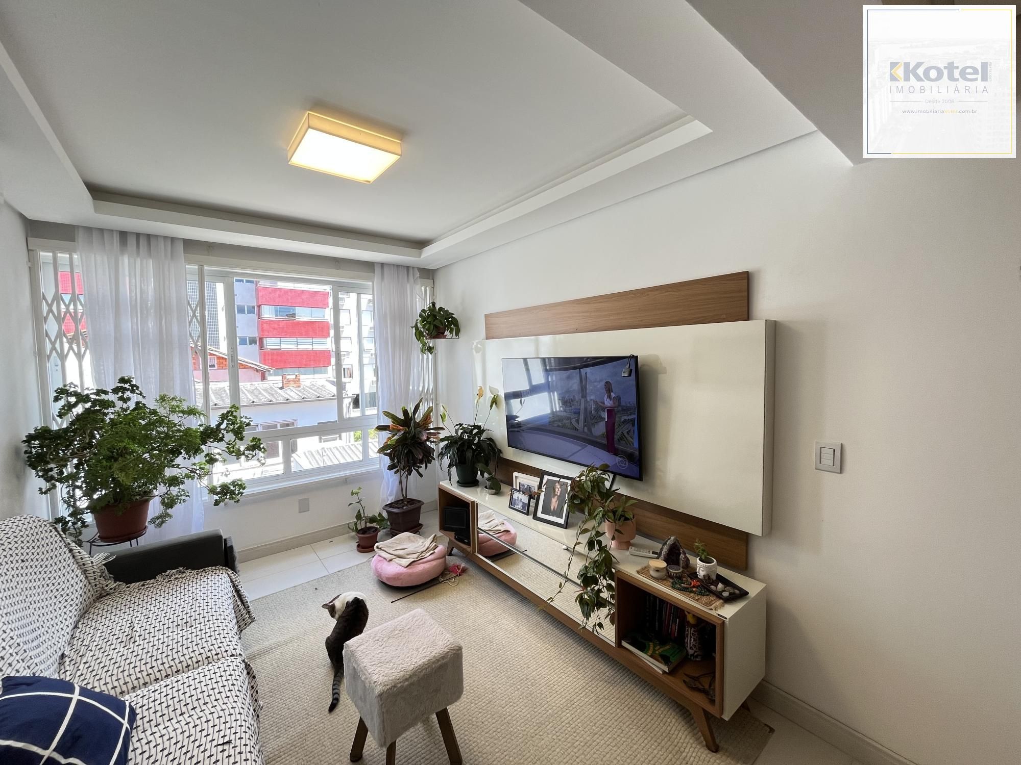 Apartamento de 2 quartos, suíte e 1 vaga de garagem no bairro Santana em POA/RS — foto 5