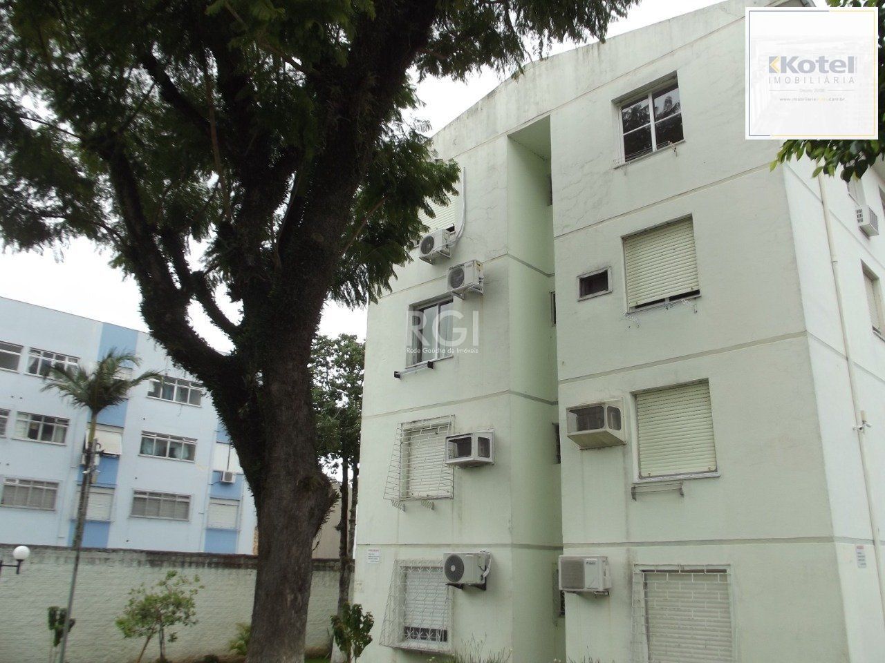 Apartamento para Venda - 46.68m², 2 dormitórios, 1 vaga - Cavalhada — foto 2