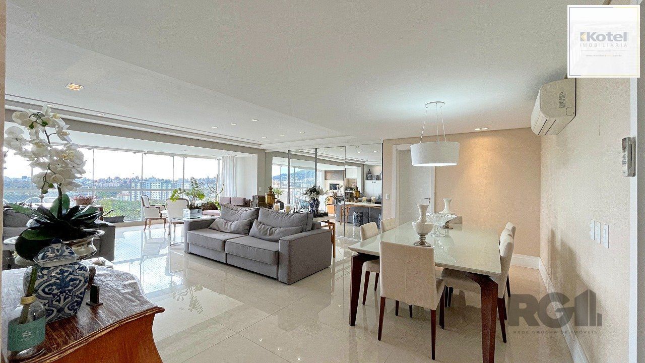 Apartamento semi-mobiliado de três dormitórios, três suítes, sendo a master com banheira, gabinete ou quarto dormitório, dependência completa de empregada e três vagas de garagem no Condomínio Rossi I — foto 4