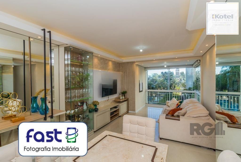 Apartamento 3 quartos, sendo 1 suíte, 82 m² de área privativa e 2 vagas de garagem individuais. Localizado na Rua/Av. Grecia, no bairro Passo D Areia em Porto Alegre.