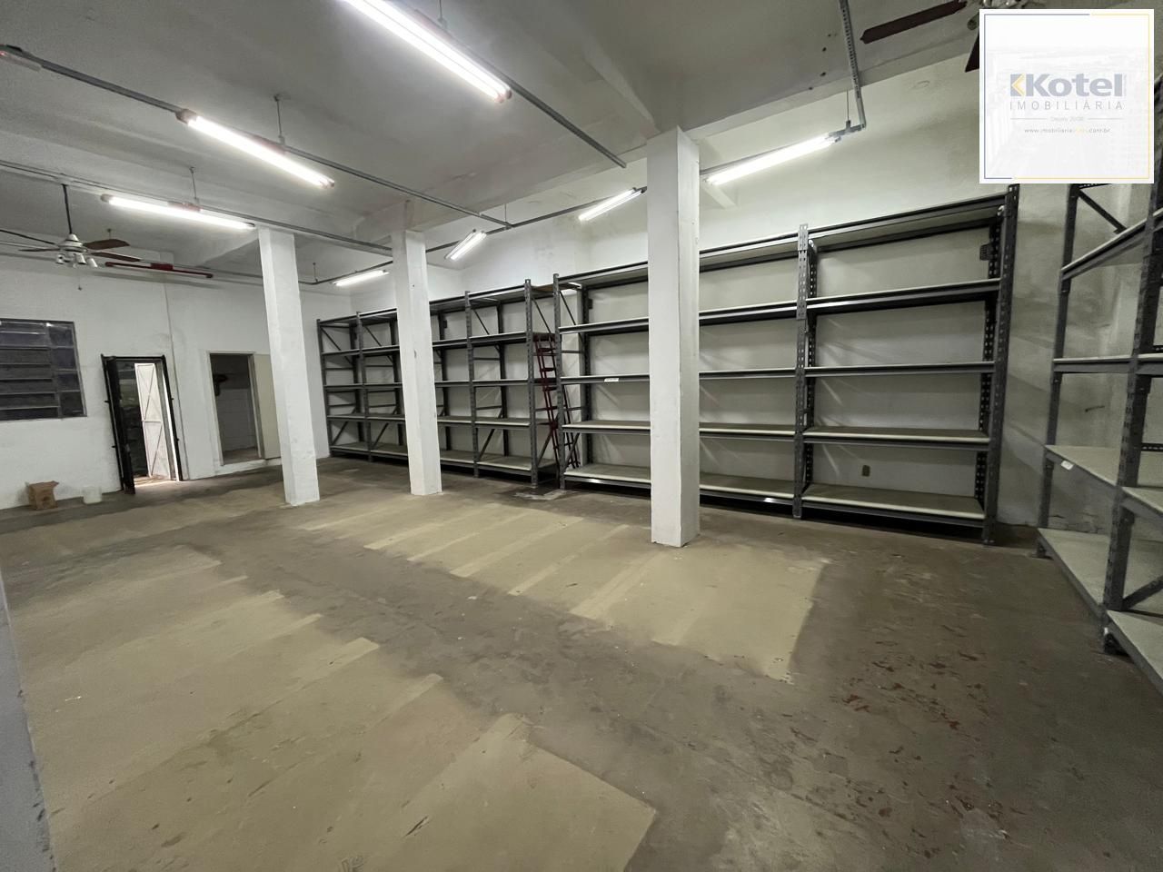 Loja 3 quartos para alugar, 339m², Floresta - Porto Alegre
