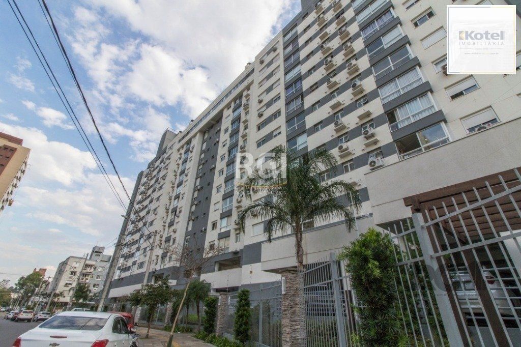 Maravilhoso apartamento mobiliado, 2 dormitórios mobiliados, sendo um suíte, no Passo da Areia - Porto Alegre