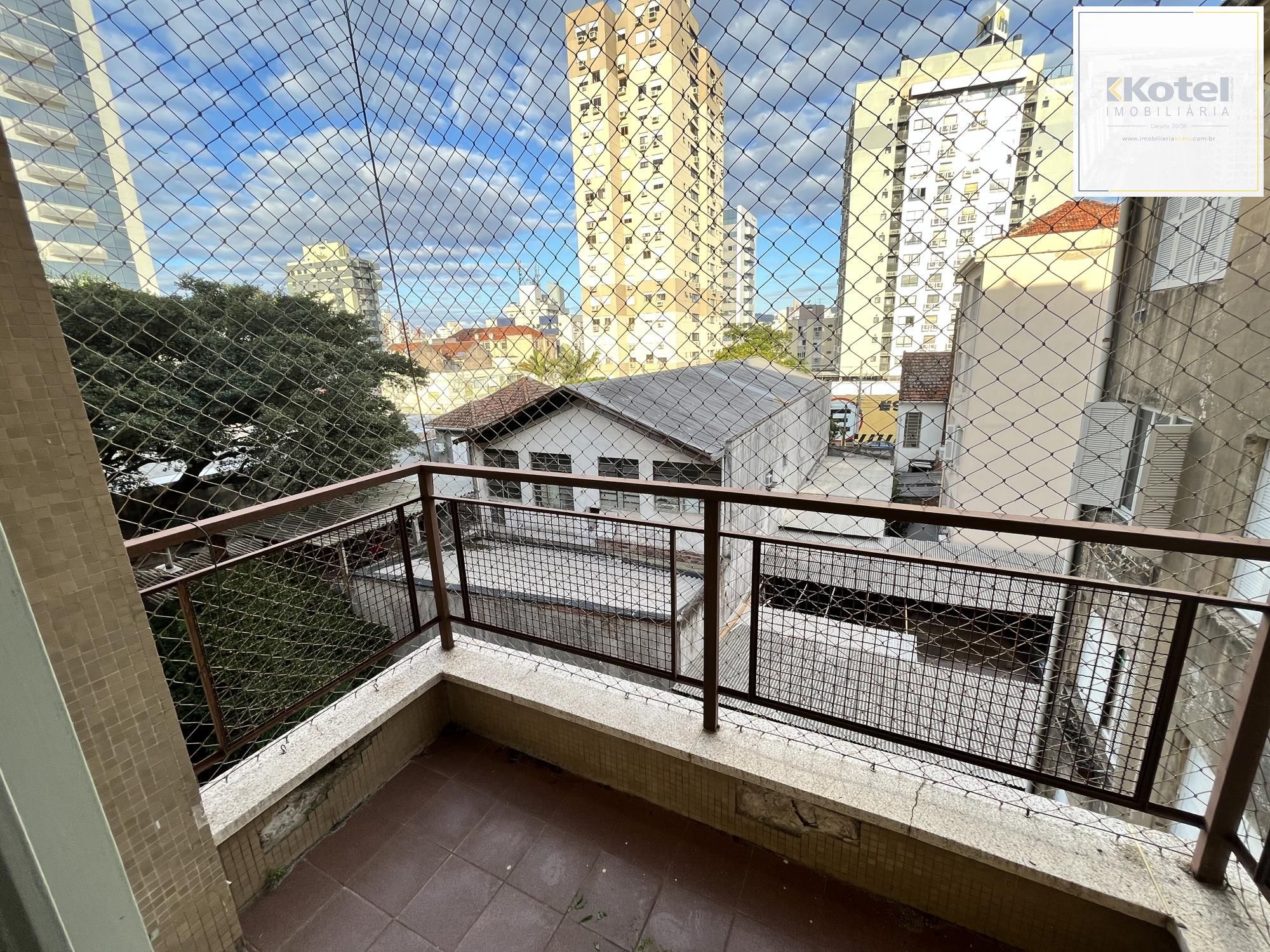 Apartamento de 1 quarto, 2 sacadas e 1 vaga de garagem no bairro Farroupilha POA — foto 4