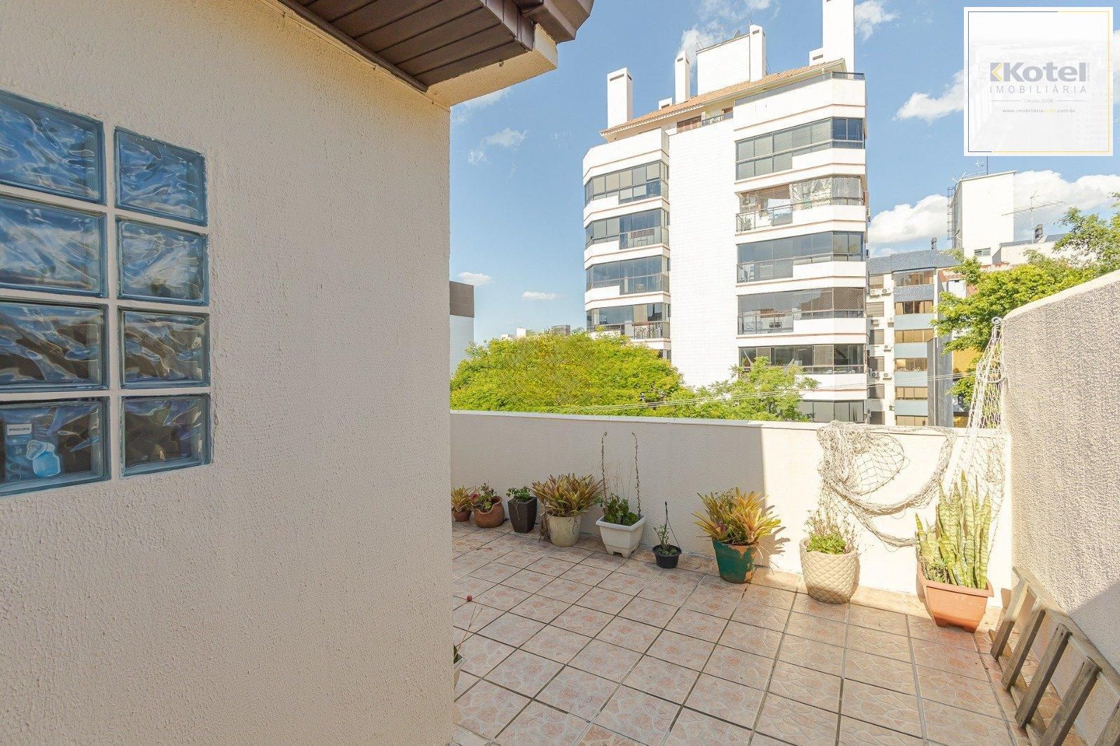 cobertura de quatro quartos, suíte e uma vaga de garagem no bairro higienópolis — foto 2