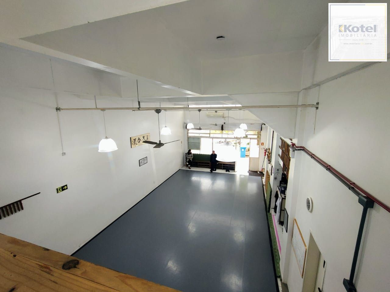Loja, 1 sala, à venda, 90 m², Floresta - Porto Alegre — foto 2