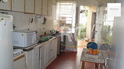 Casa para Venda - 125m², 3 dormitórios, 5 vagas - Menino Deus — foto 5