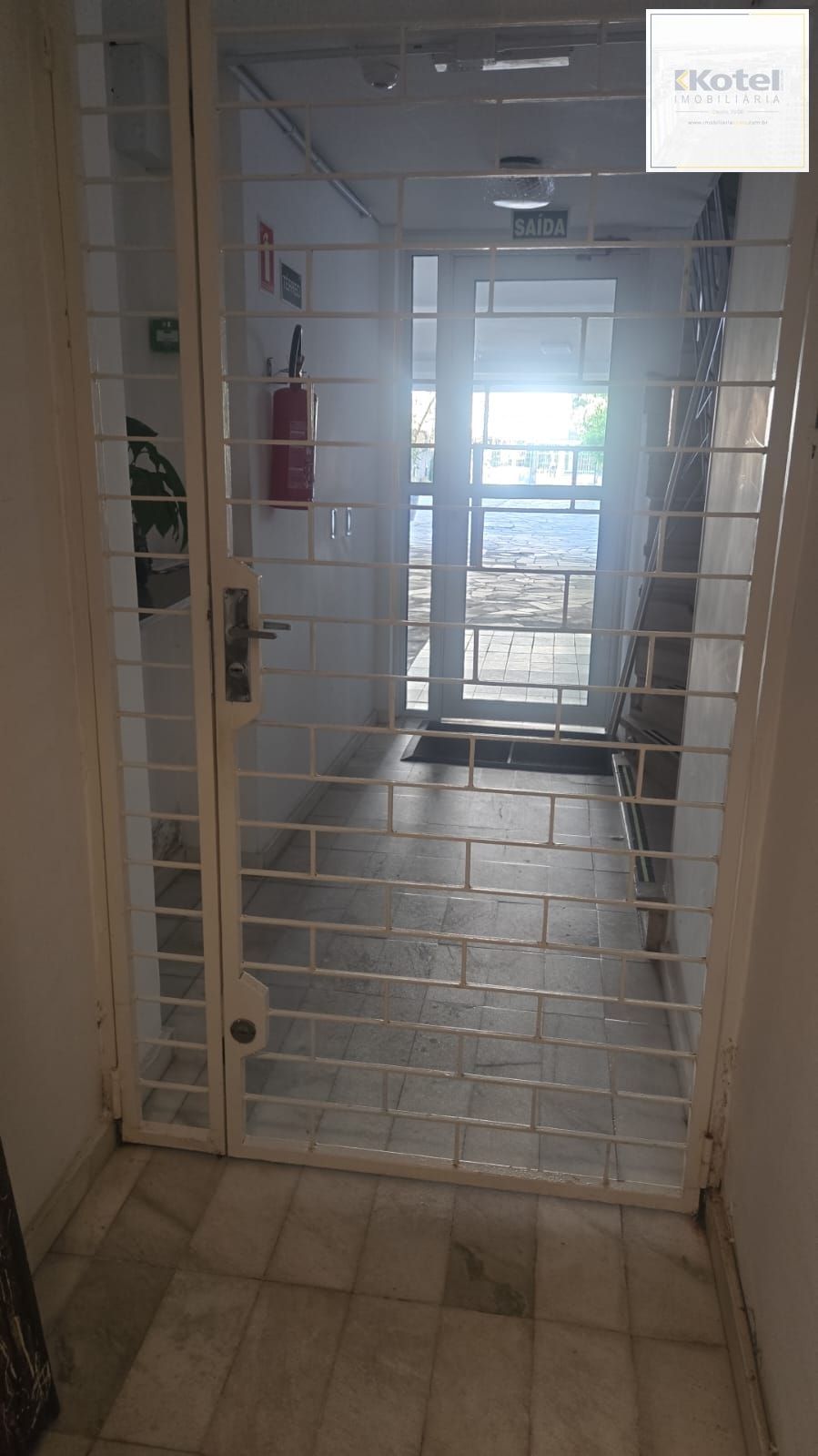 APARTAMENTO 2 DORMITÓRIOS, COM VAGA COBERTA E 119 M² PRIVATIVO