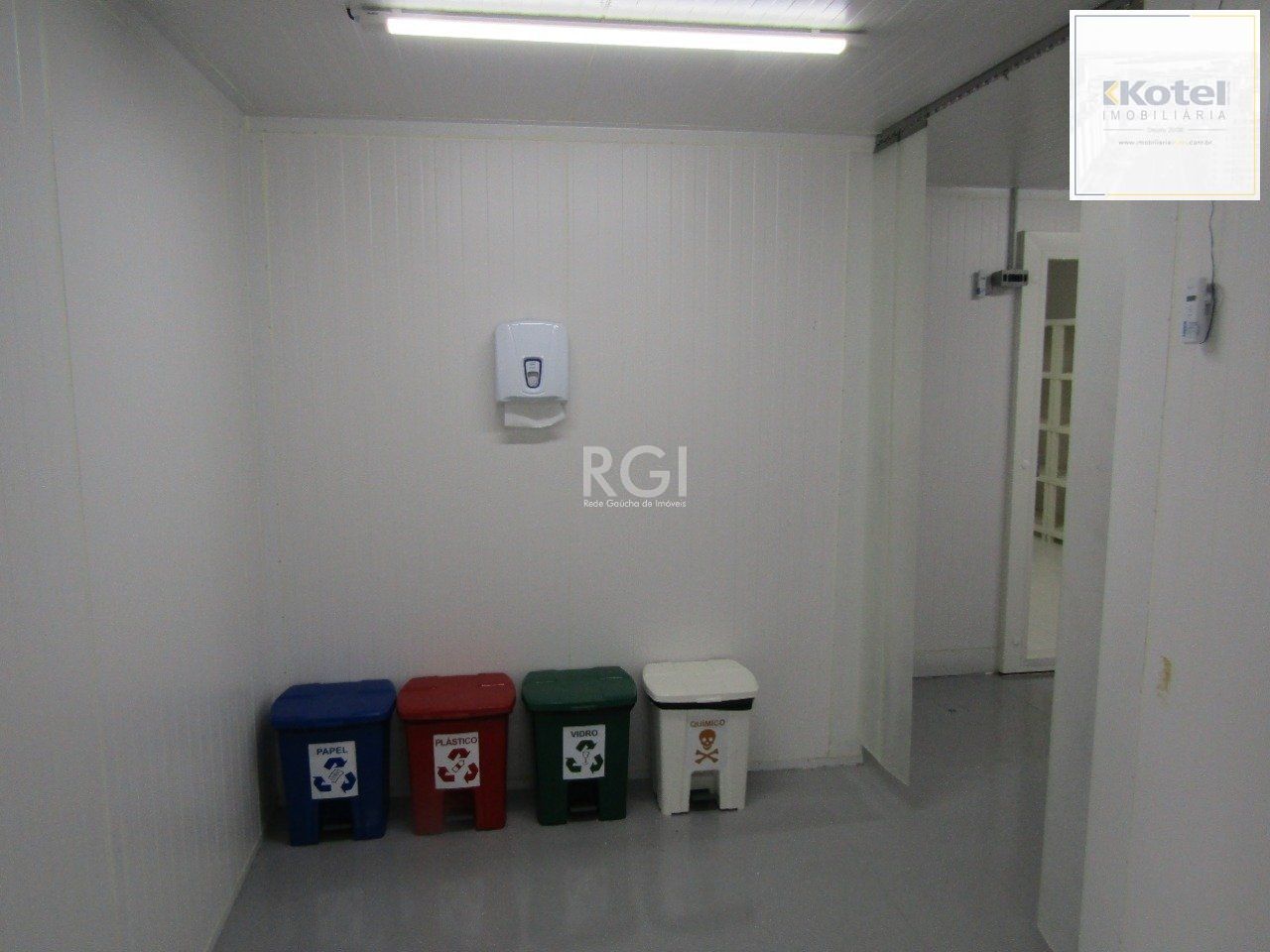 Depósito/Pavilhão para Locação/Aluguel - 195m², 0 dormitórios, Sarandi — foto 4