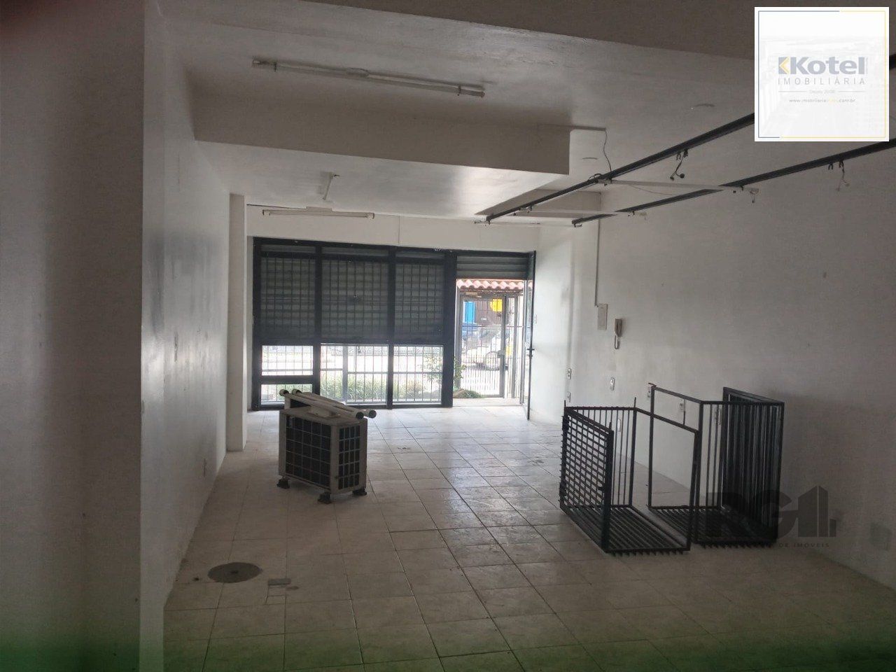 Loja à venda, 45m², Moinhos de Vento - Porto Alegre — foto 2