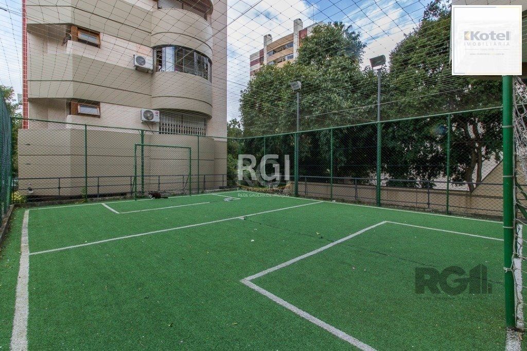 apartamento de 2 quartos, suíte e 1 vaga de garagem no bairro Menino Deus