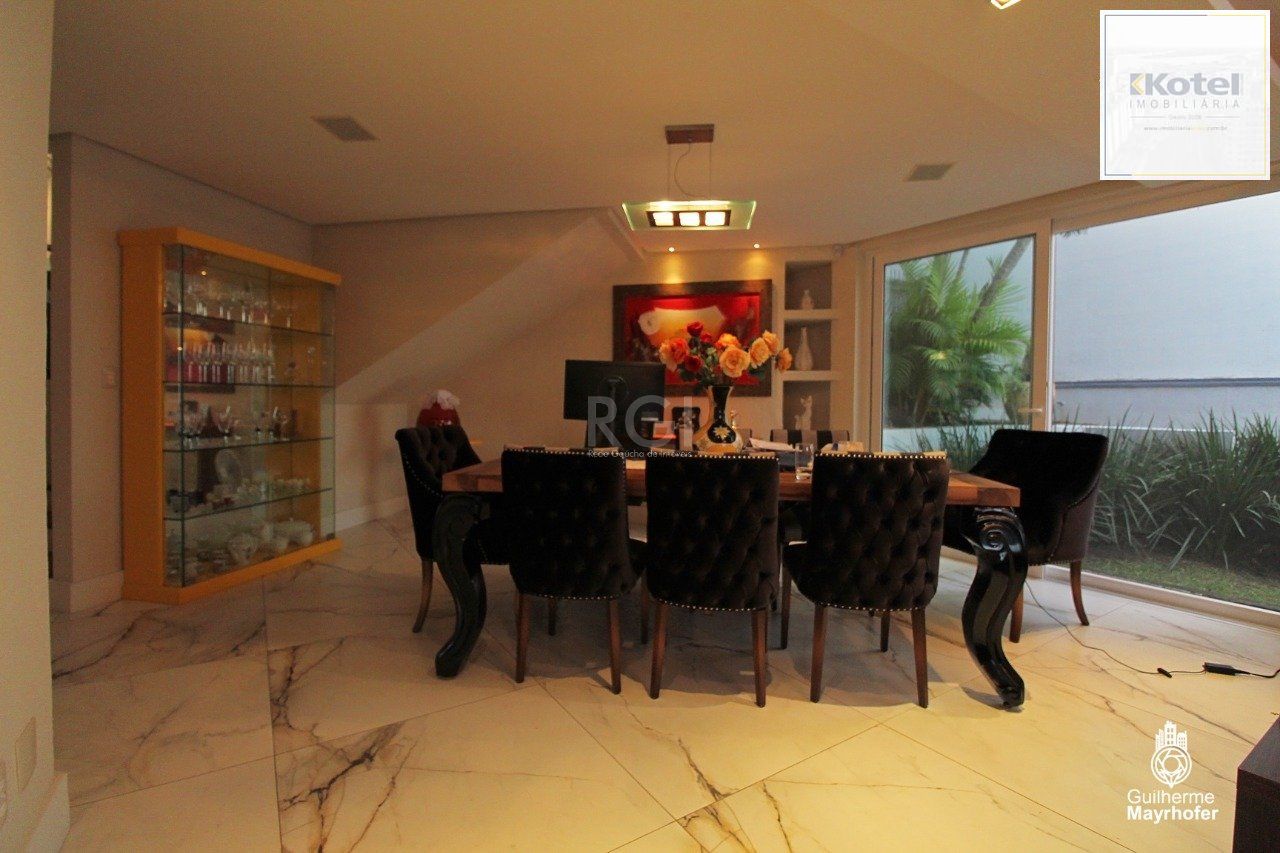 Casa para Venda - 650m², 4 dormitórios, sendo 3 suites, 4 vagas - Chácara das Pedras — foto 2