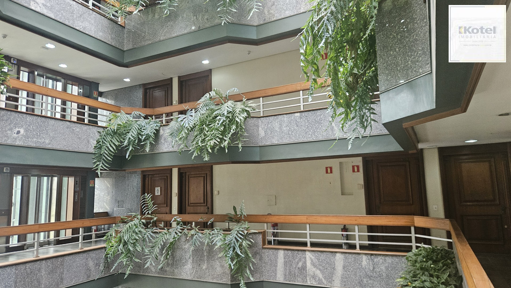 Edifício Royal Center Sala 303/304