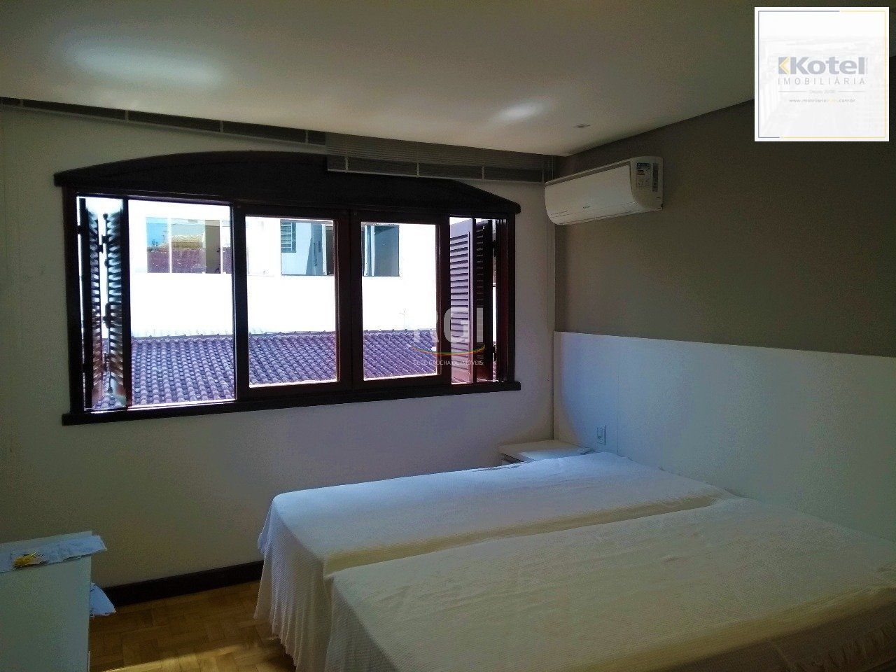 Casa para Venda - 175m², 4 dormitórios, sendo 2 suites, 2 vagas - Santa Cecília