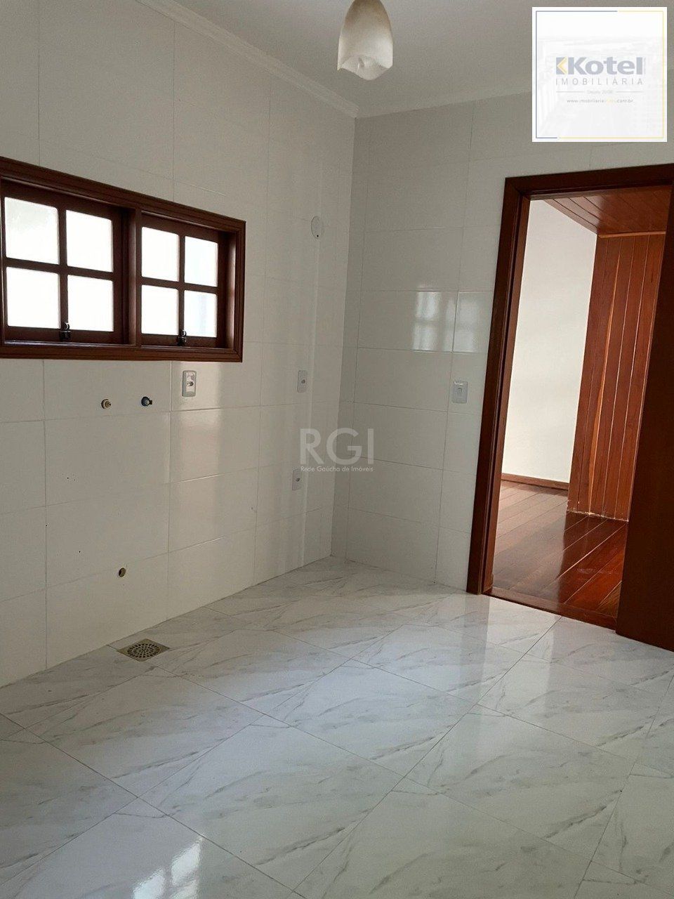 Casa Condominio, 3 dormitórios, sendo 3 suites, 2 vagas - Santo Antonio — foto 4