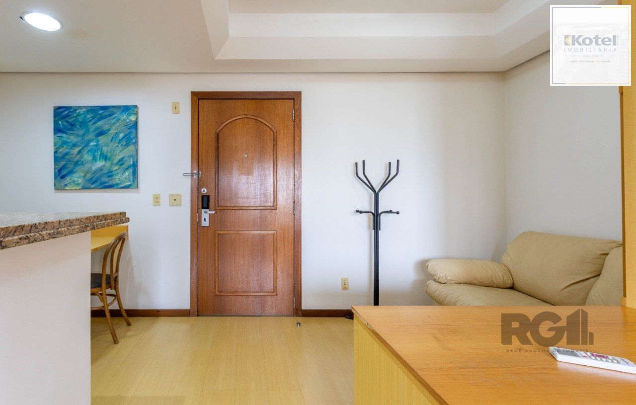 VENDO APARTAMENTO UM DORMITORIO BOM FIM — foto 3
