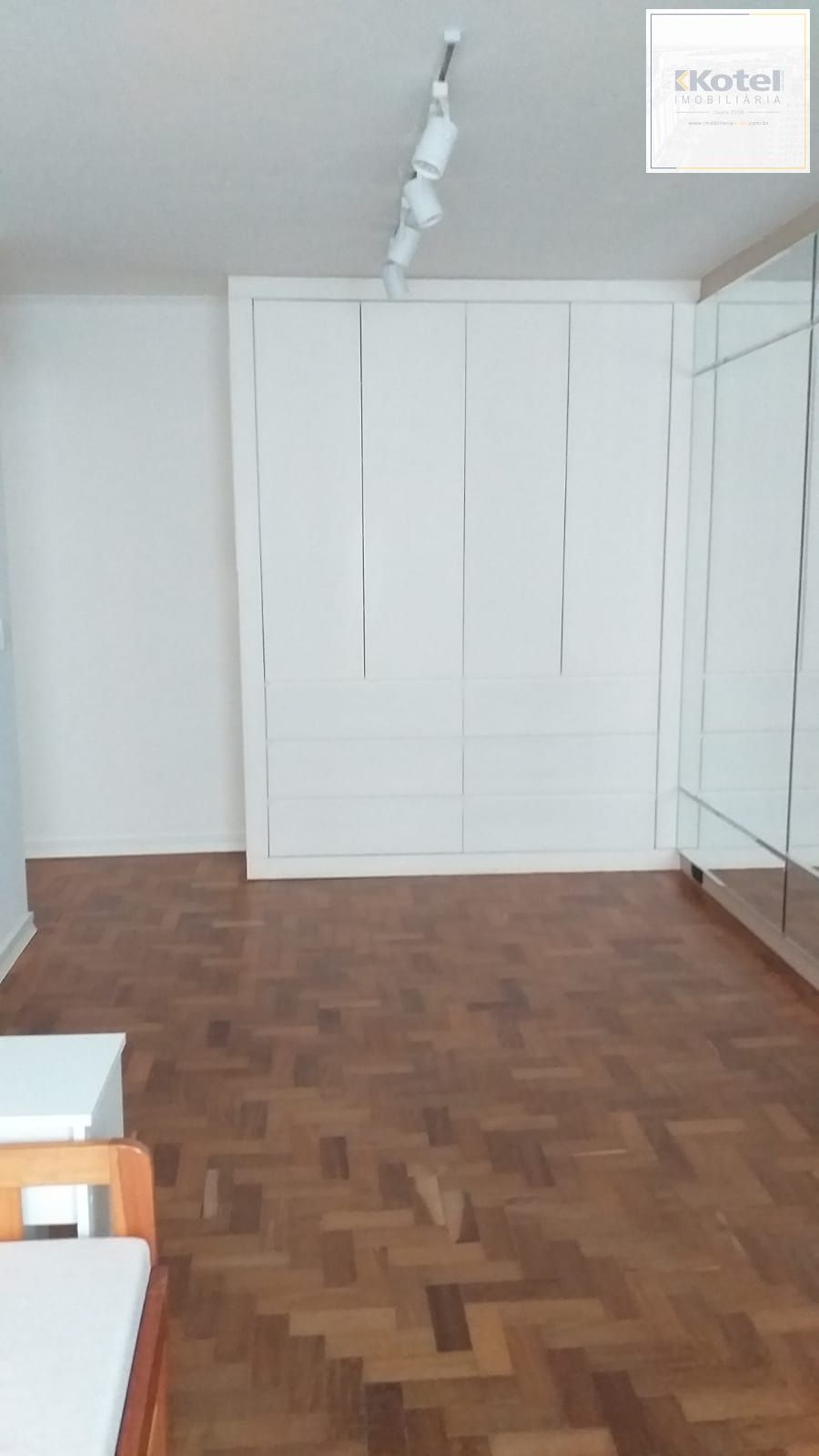 Apto 2 dorms com garagem R$480mil em Petrópolis — foto 2
