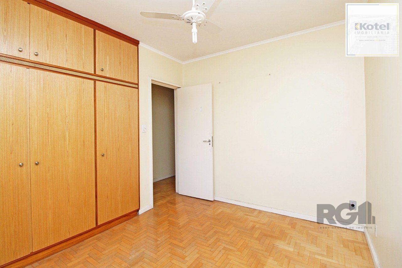 Venda Apartamento de três dormitórios, 01 vaga de garagem, com elevador