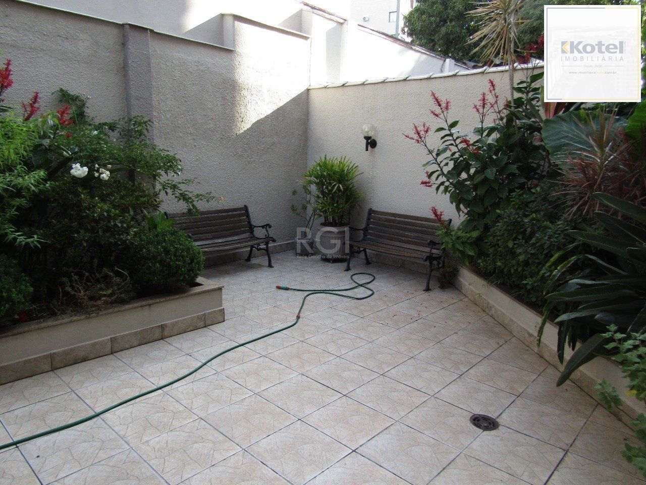 Apartamento para Venda - 71.01m², 2 dormitórios, 2 vagas - São João