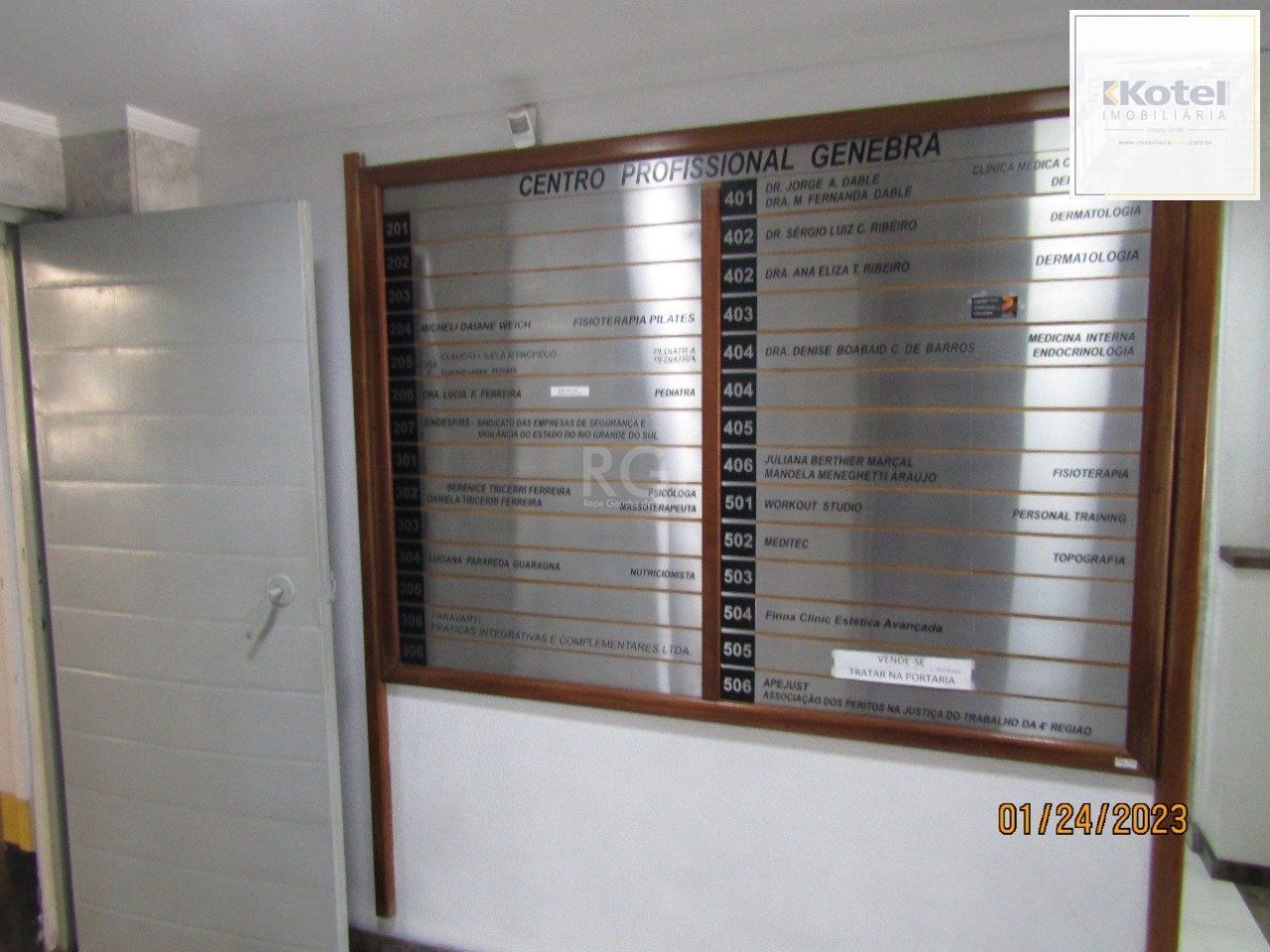 Sala Comercial à venda, 37m², Menino Deus - Porto Alegre